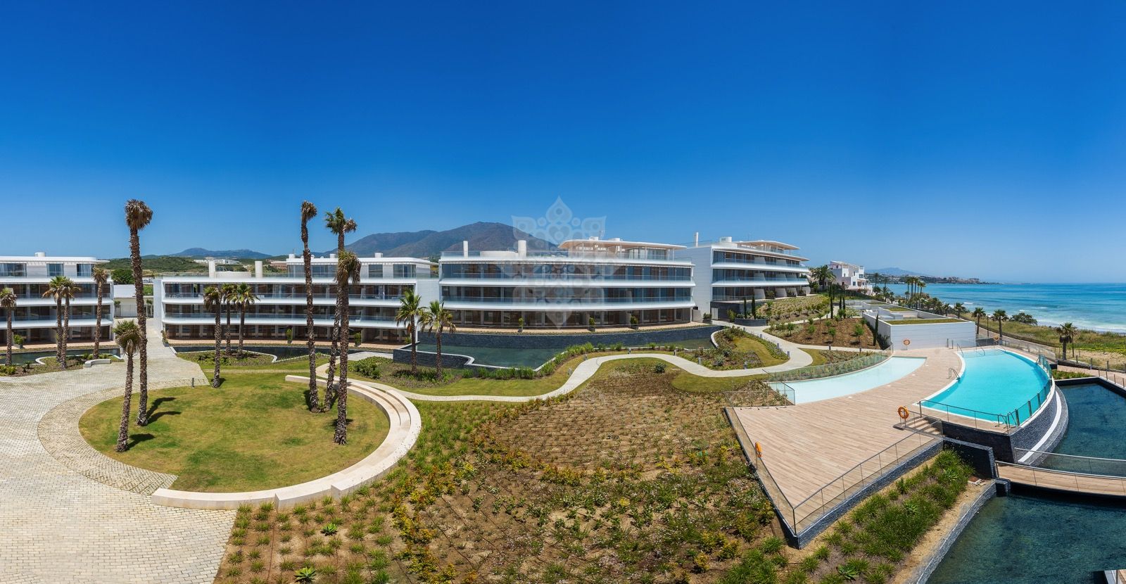 Apartamento Planta Baja en Guadalobon, Estepona