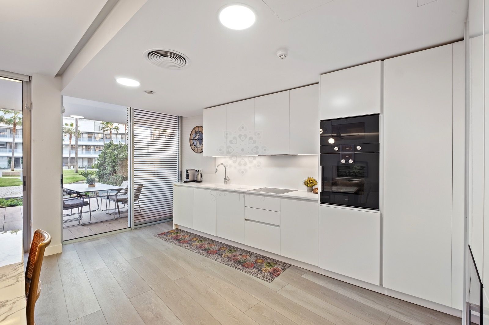 Apartamento Planta Baja en Guadalobon, Estepona