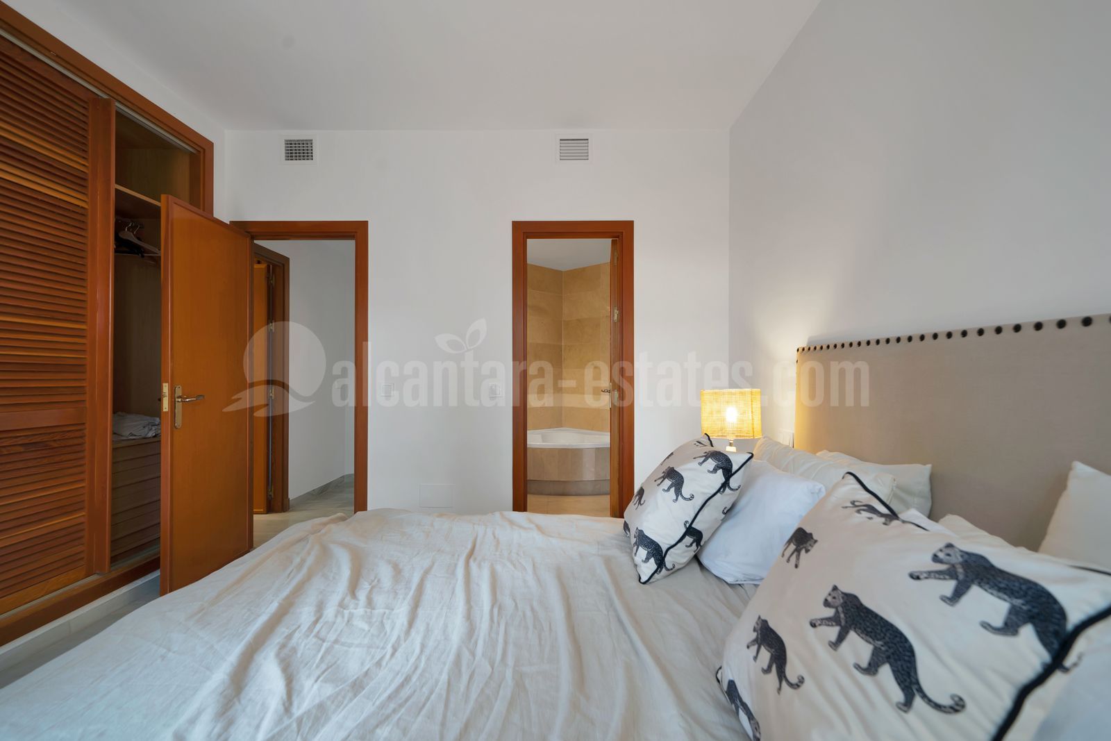 Apartment in Nueva Andalucia, Marbella