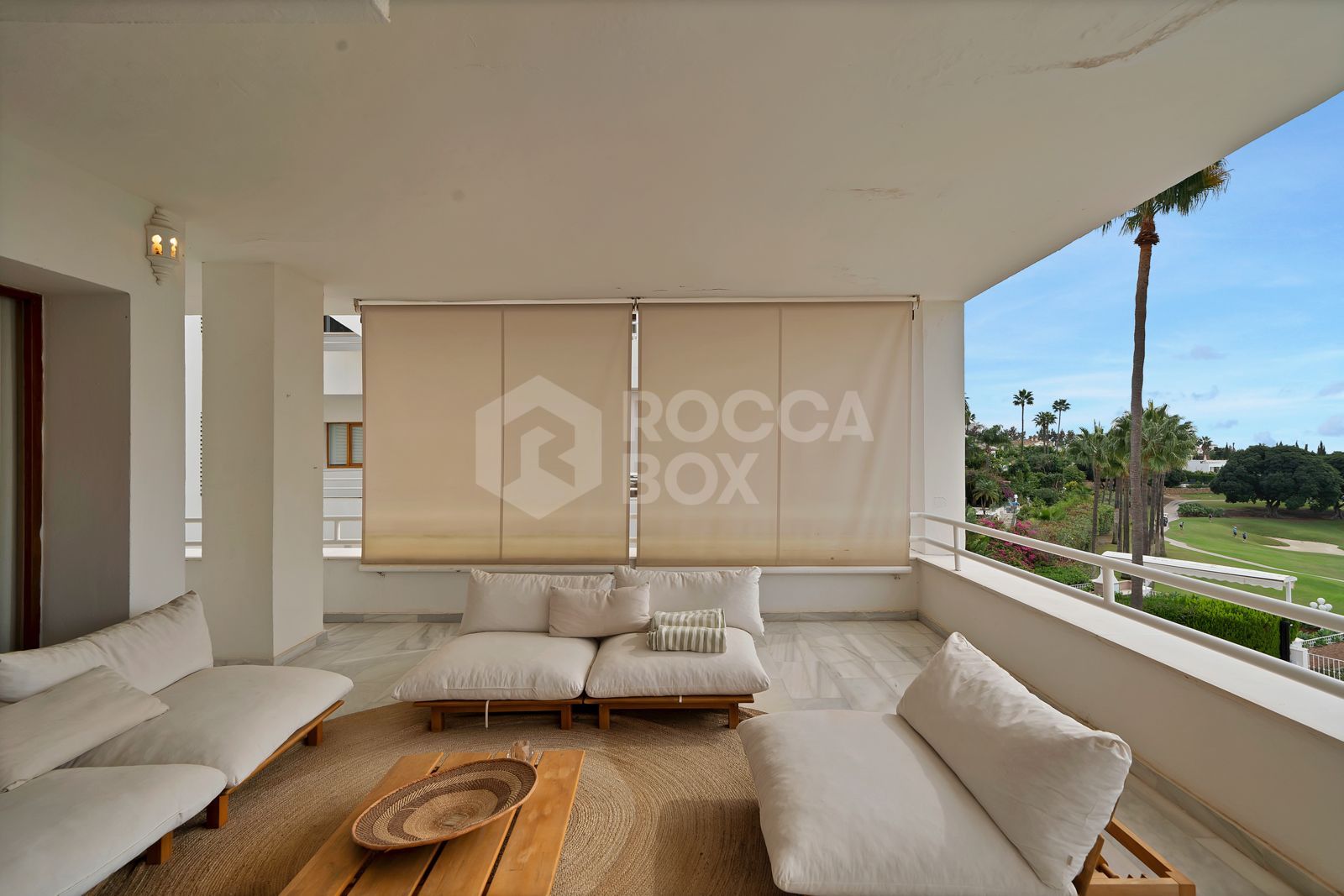 Recently renovated, west-facing middle-floor apartment within the exclusive gated community