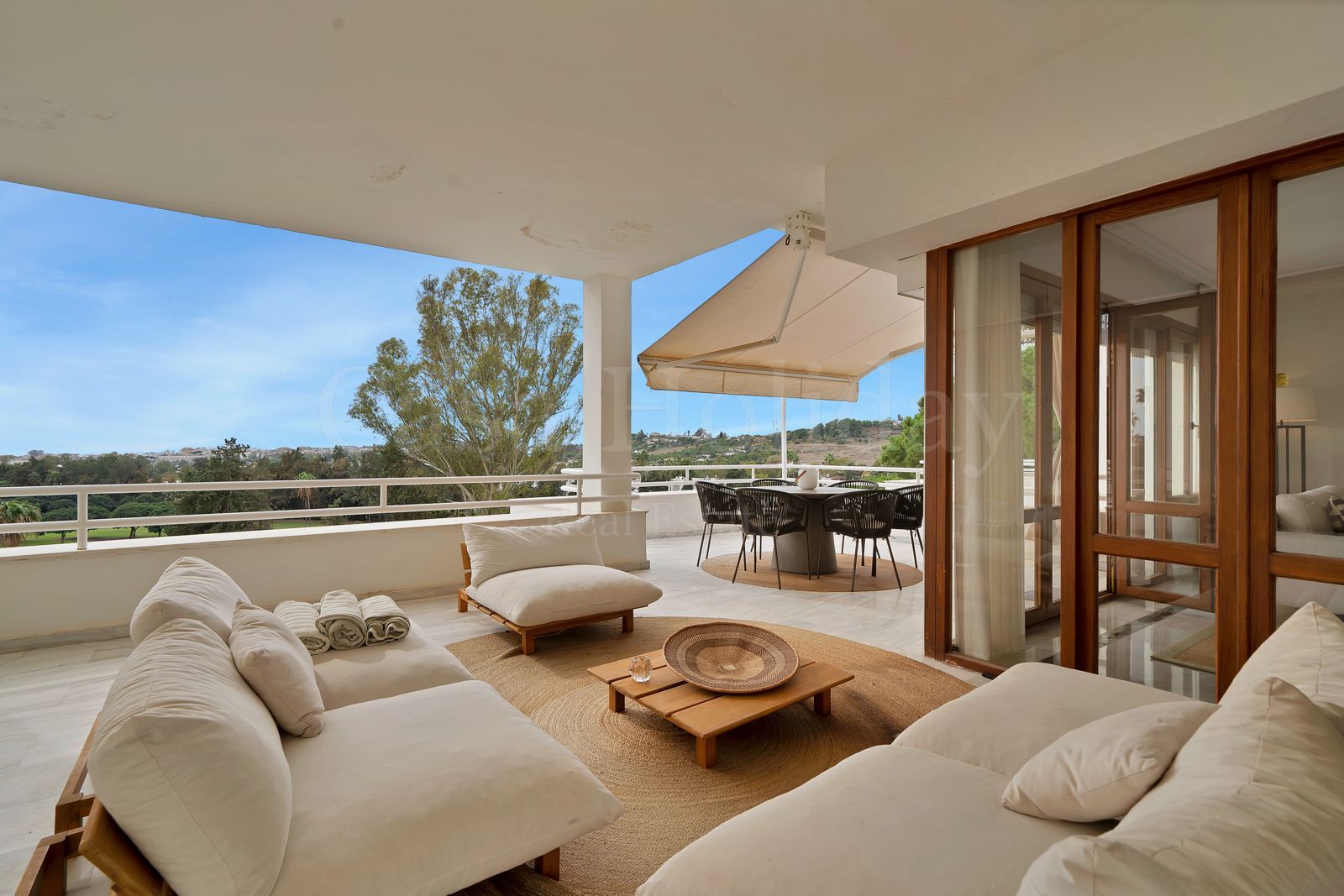 Apartment in Nueva Andalucia, Marbella