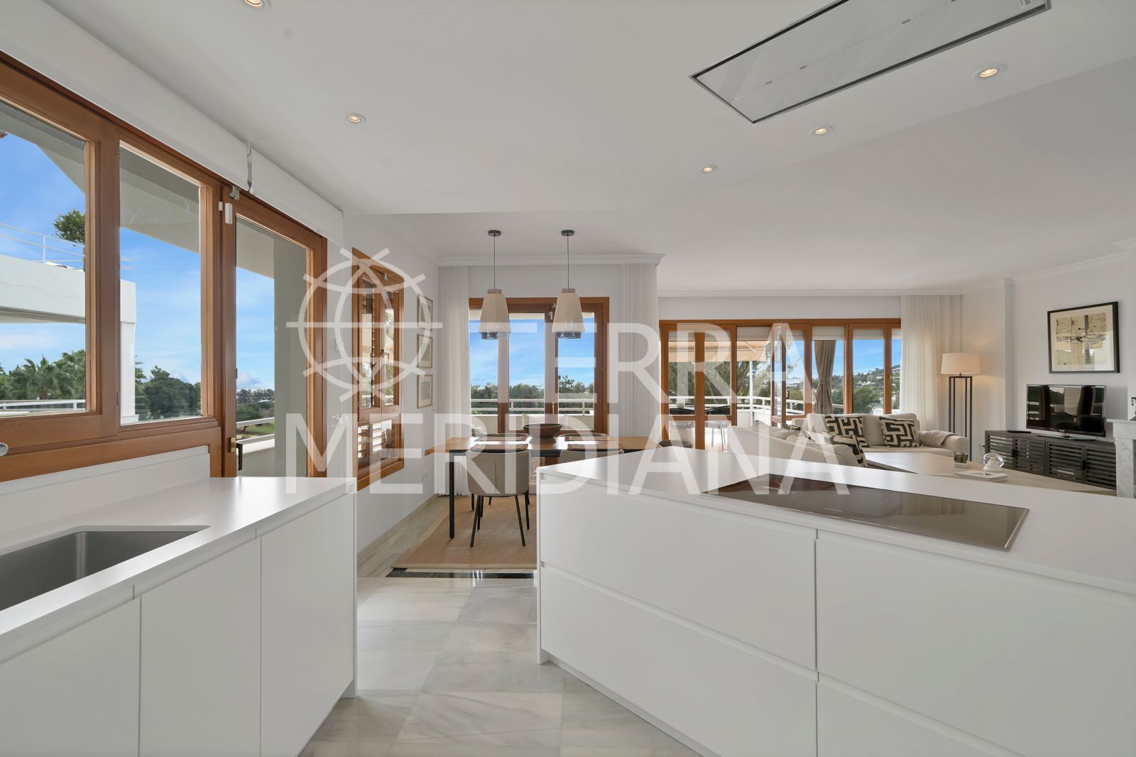 Apartment in Nueva Andalucia, Marbella