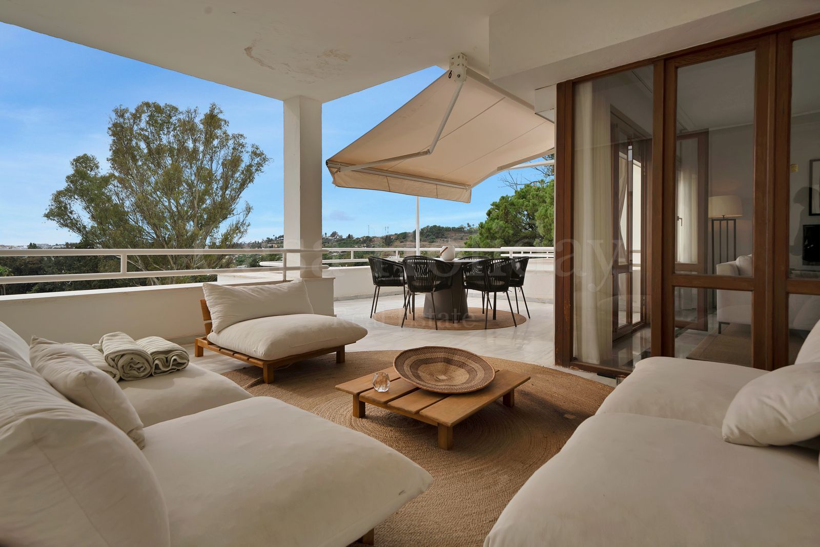 Apartment in Nueva Andalucia, Marbella