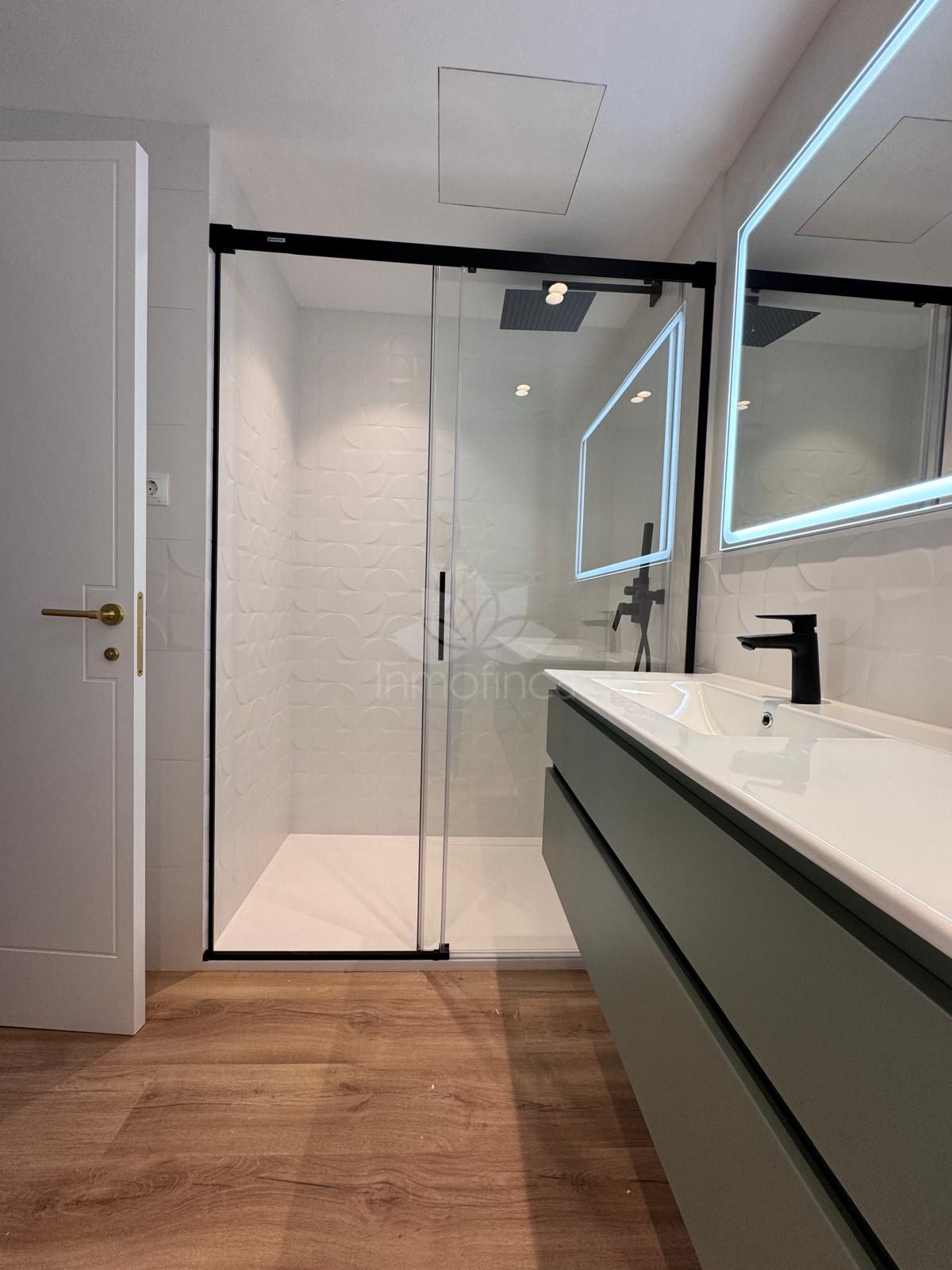 Ground Floor Apartment in Cortijo Blanco, San Pedro de Alcantara