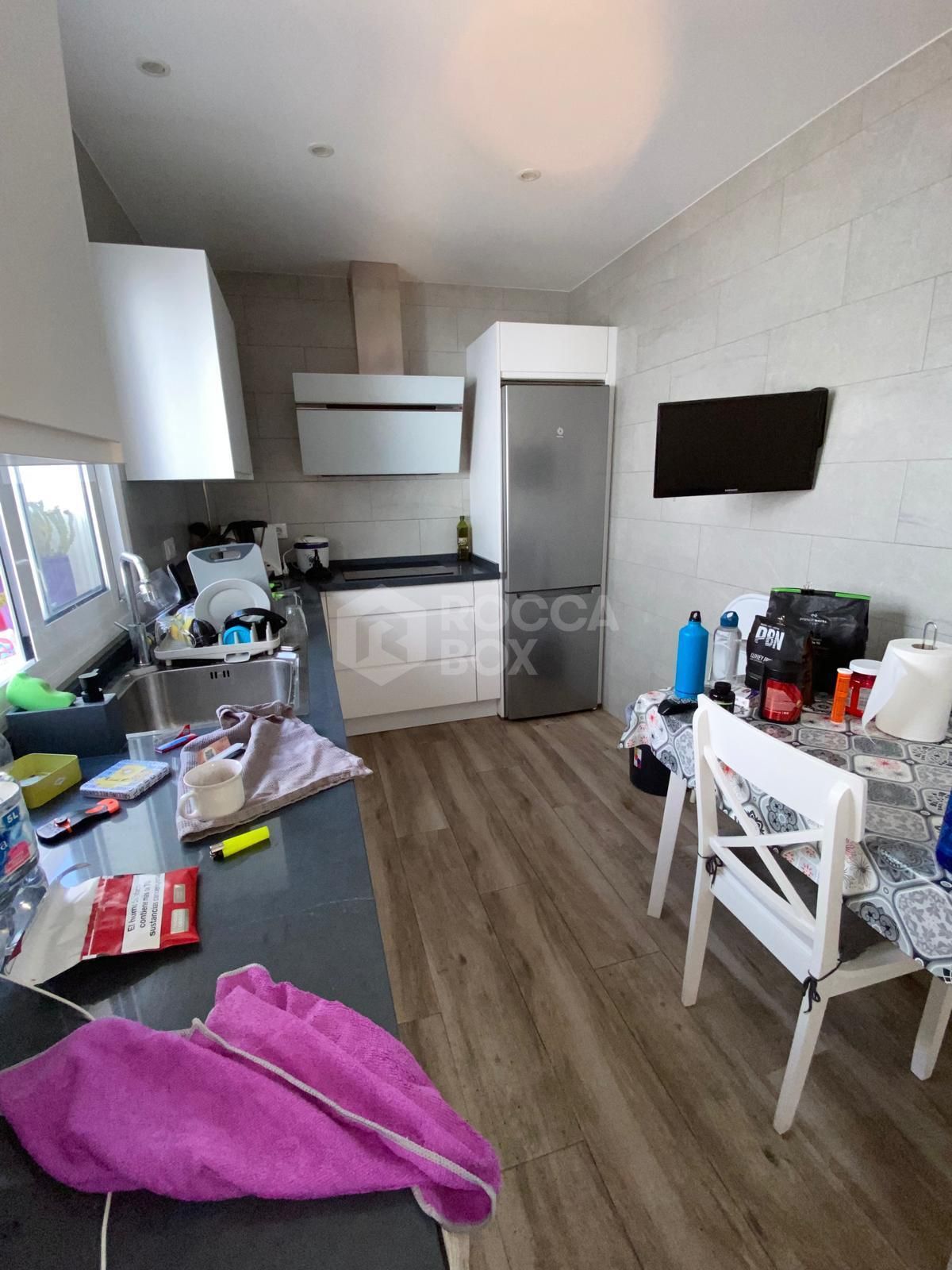 Immaculate townhouse in the serene village of El Secadero