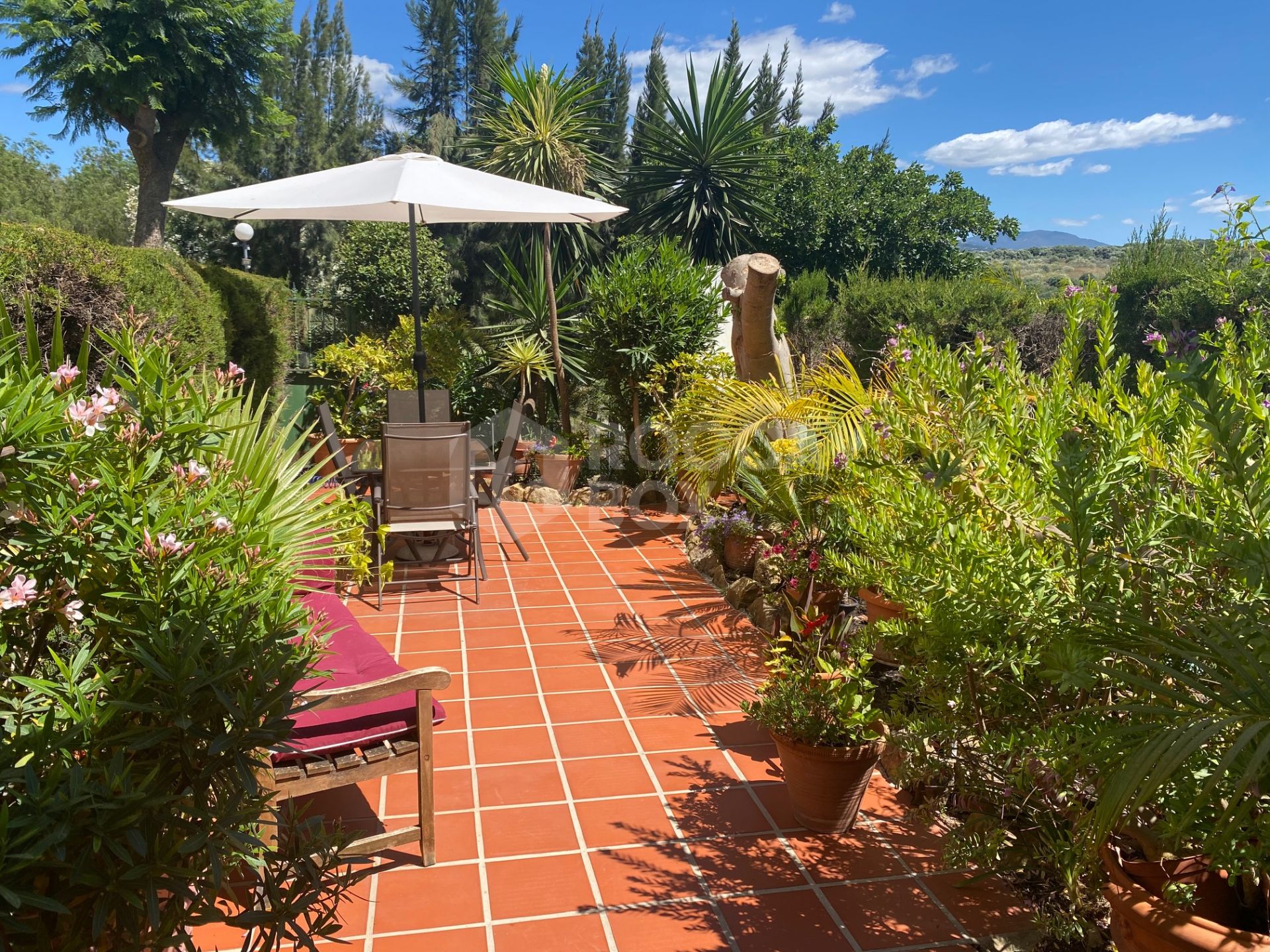 Duplex apartment (ground and first floor) for sale in Bell Air, Estepona