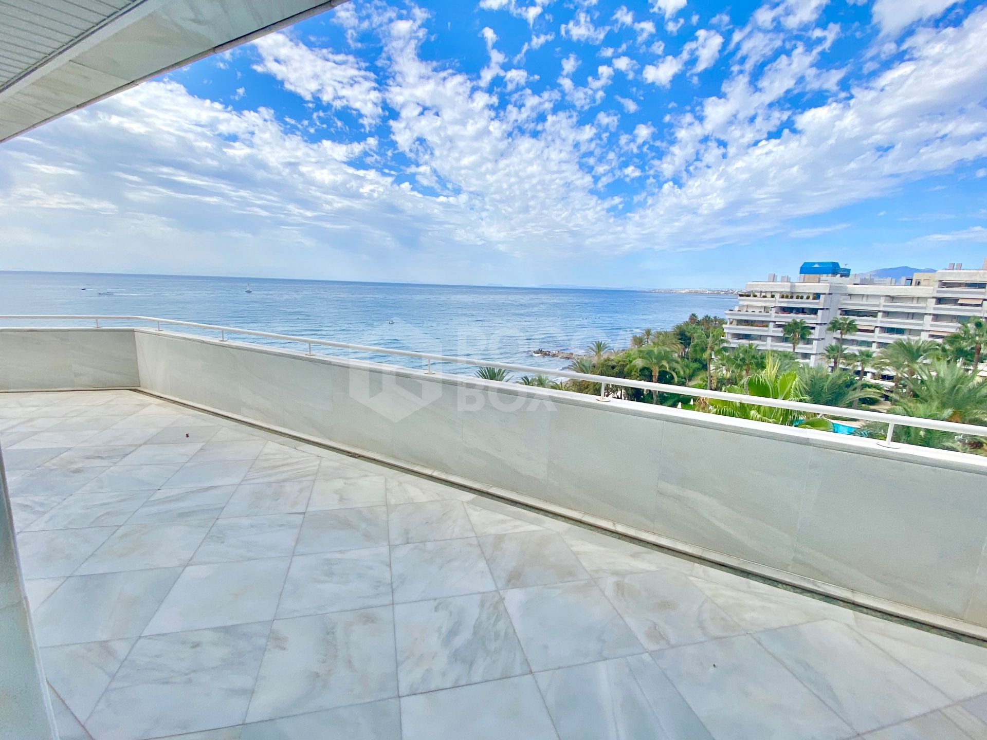 Exclusive apartment for rent at Mare Nostrum with unbeatable sea views