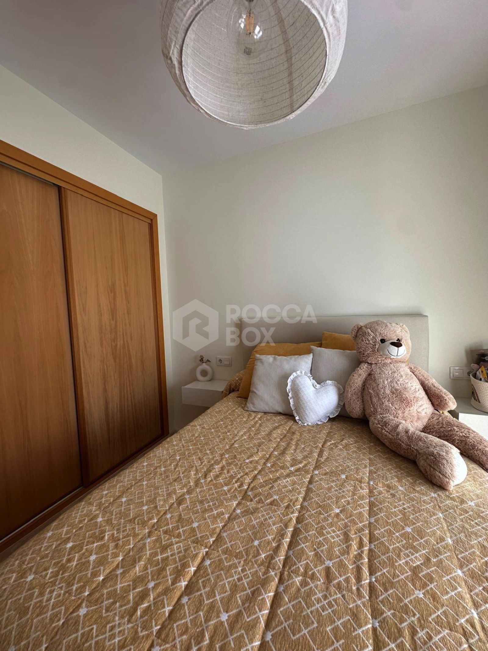 Stunning South-East Facing Penthouse with Panoramic Sea & Sierra Bermeja Views