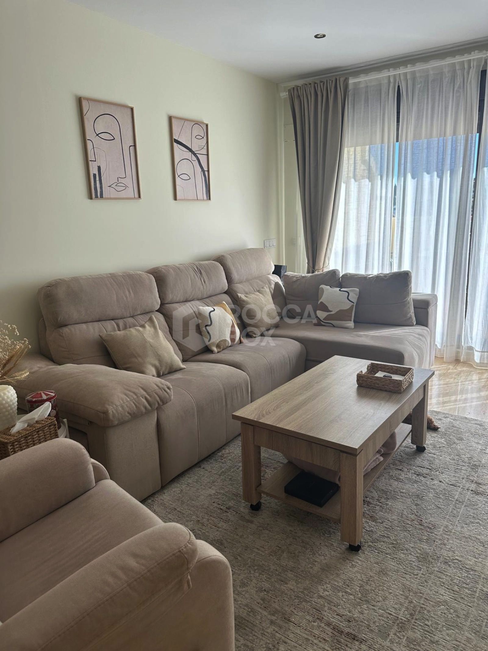 Stunning South-East Facing Penthouse with Panoramic Sea & Sierra Bermeja Views