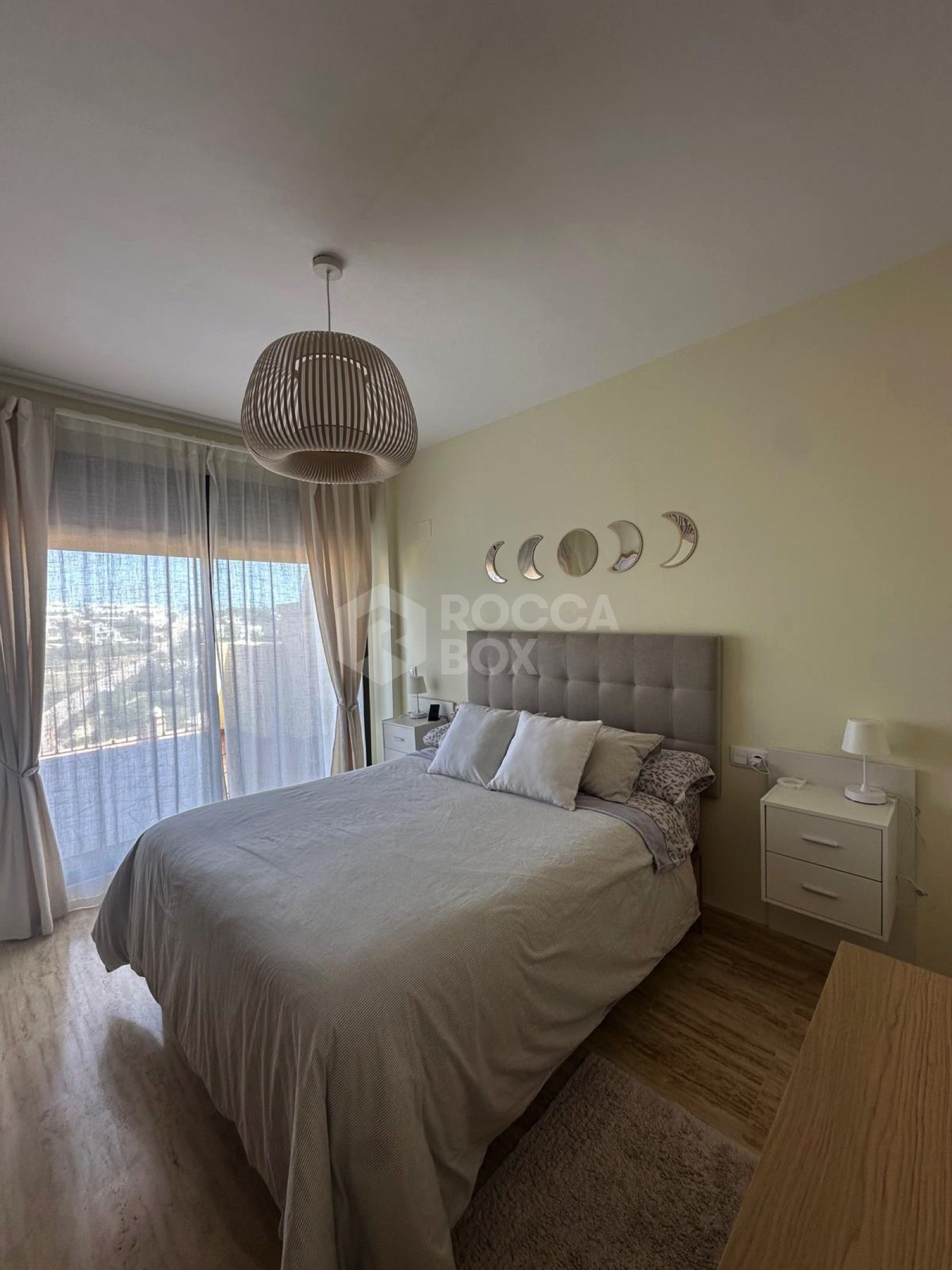 Stunning South-East Facing Penthouse with Panoramic Sea & Sierra Bermeja Views