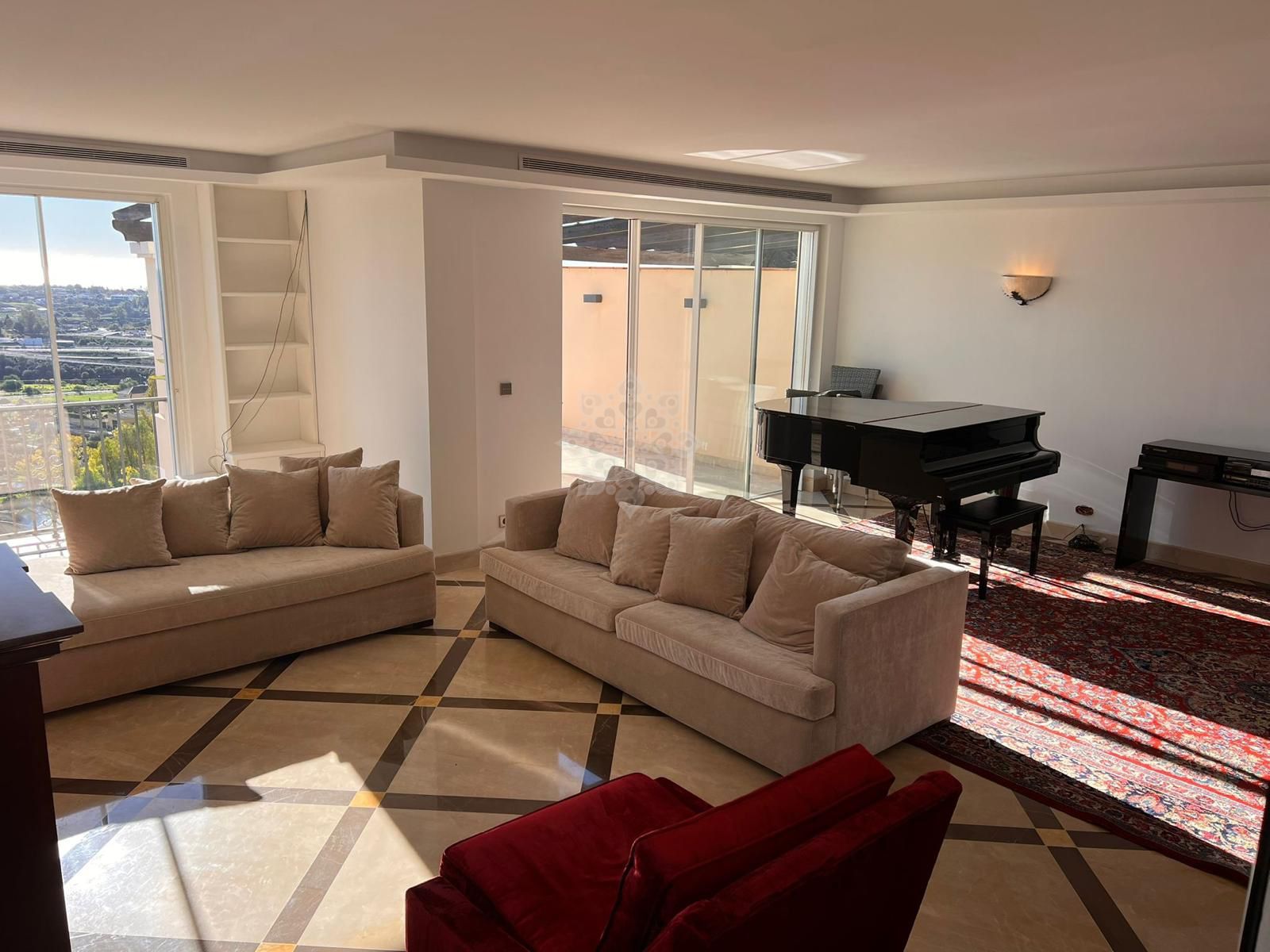Duplex Penthouse in Los Almendros, Benahavis