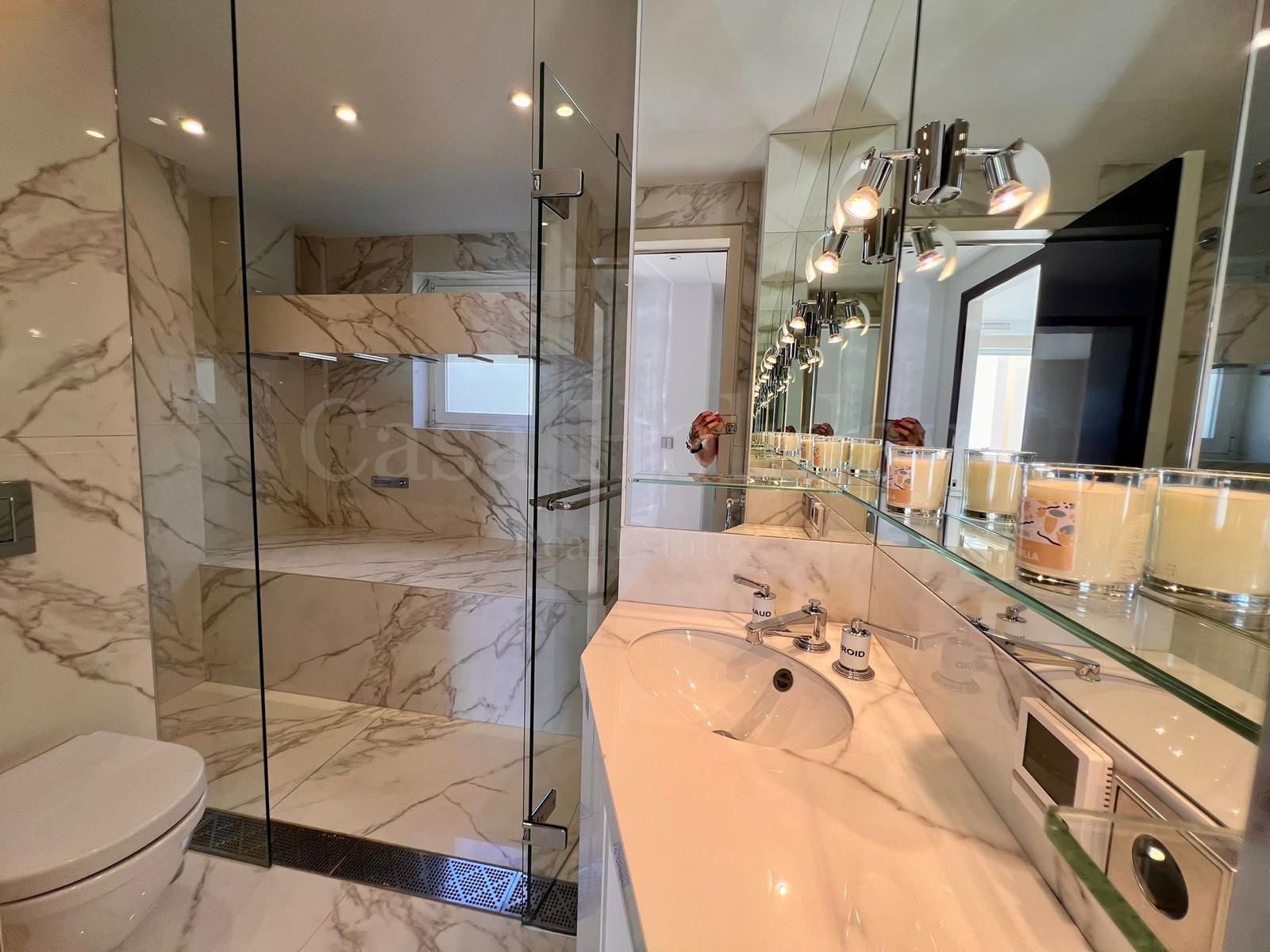 Duplex Penthouse in Los Almendros, Benahavis