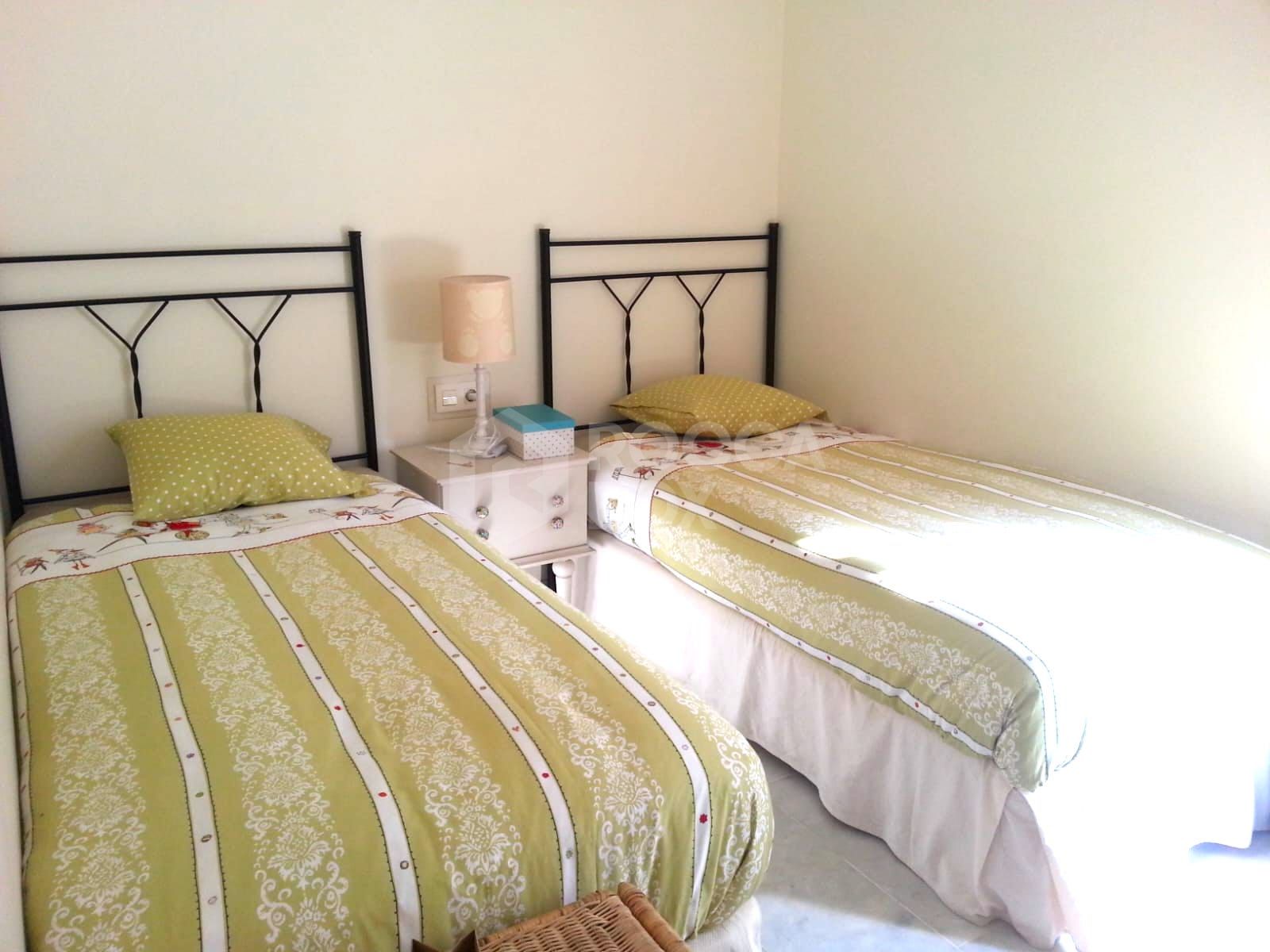 Spacious Ground Floor Apartment with Exclusive Garden Use