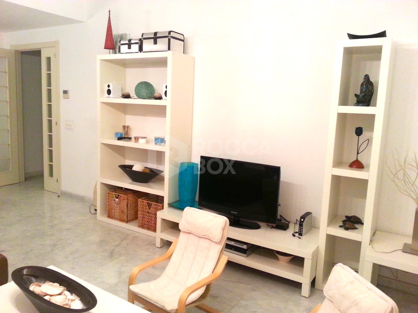 Spacious Ground Floor Apartment with Exclusive Garden Use