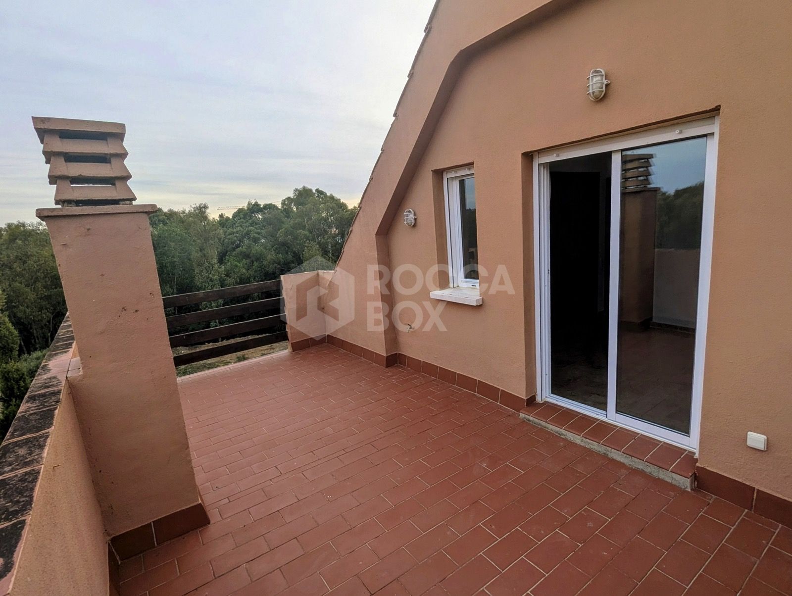 Spacious 3-Bedroom Duplex with Huge Private Rooftop Terrace