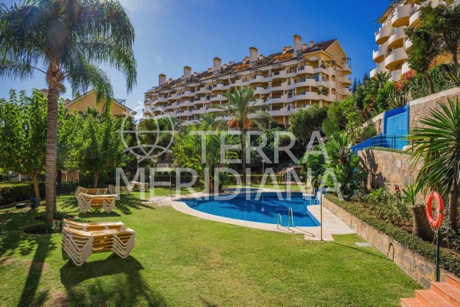 Duplex in Aldea Blanca, Marbella