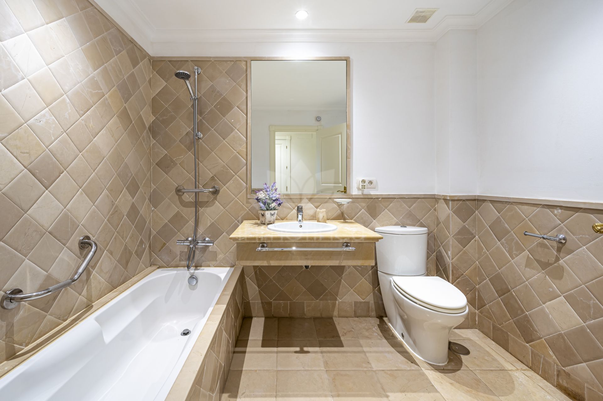 Apartment in Benavista, Estepona