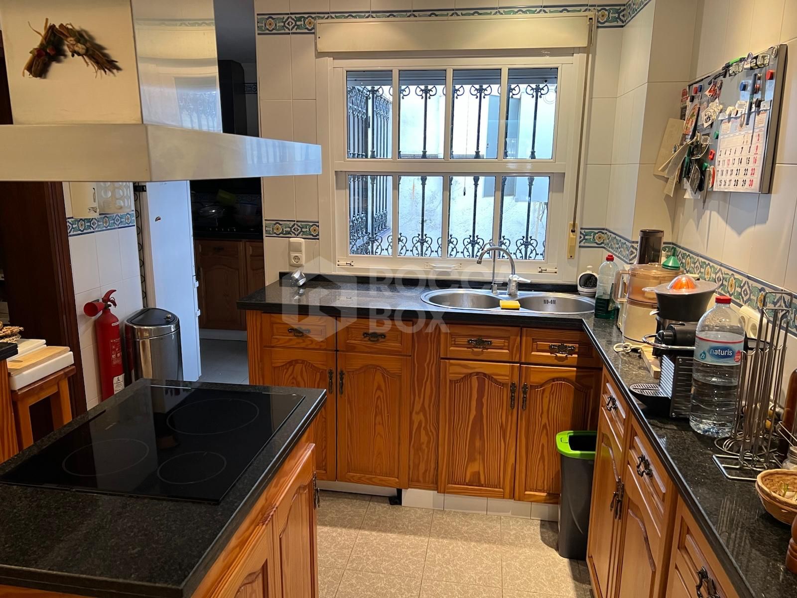 Stunning Detached Villa with Private Pool and Panoramic Views i