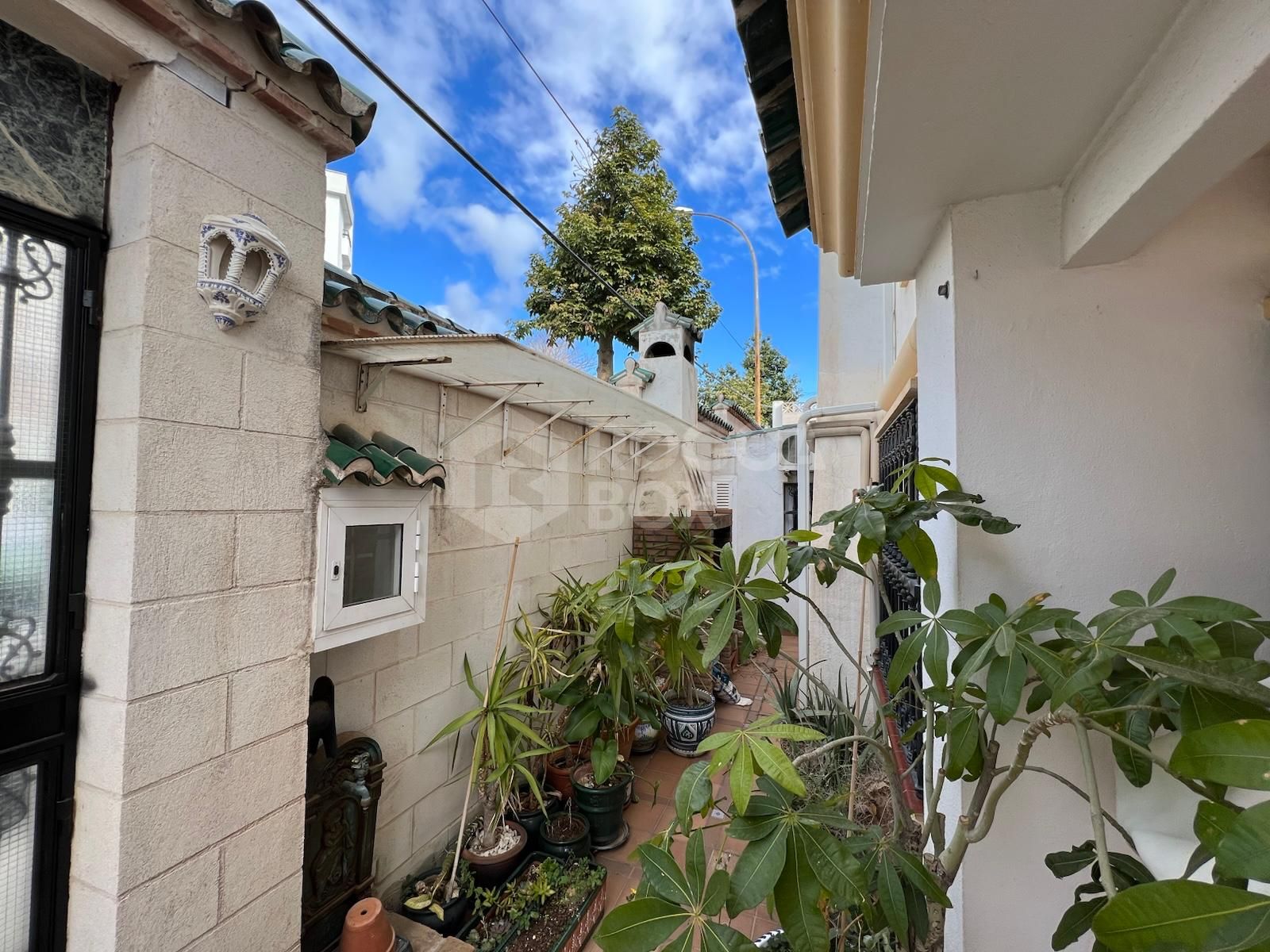 Stunning Detached Villa with Private Pool and Panoramic Views i