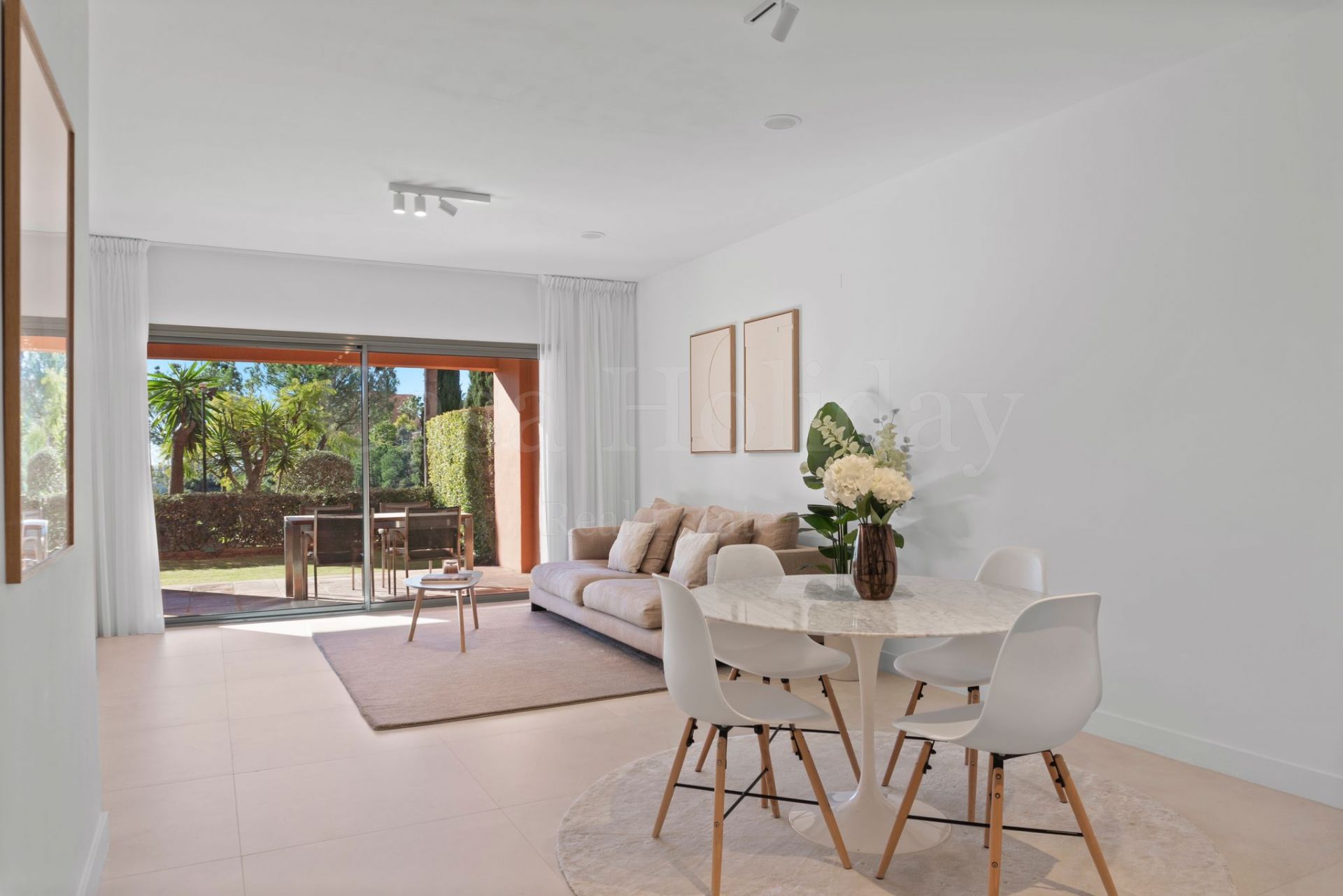 Apartamento Planta Baja en Royal Flamingos, Benahavis