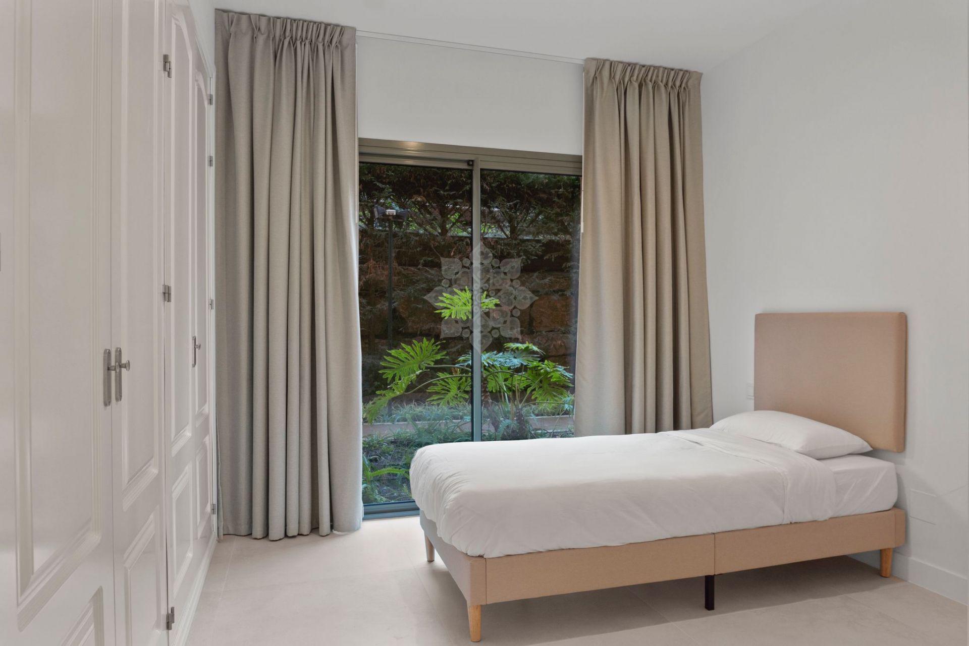 Ground Floor Apartment in Royal Flamingos, Benahavis