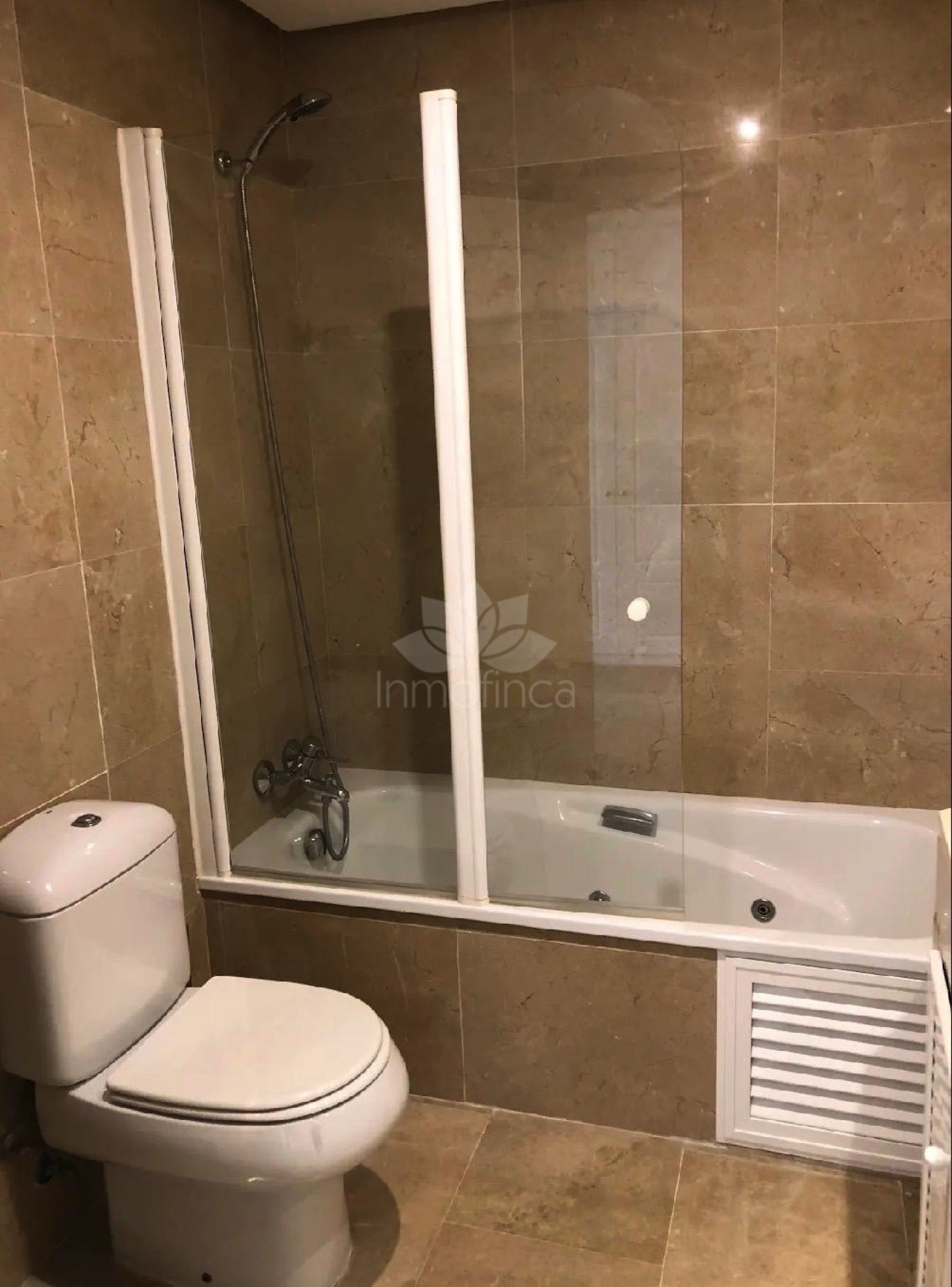 Apartamento en Marina Duquesa, Manilva