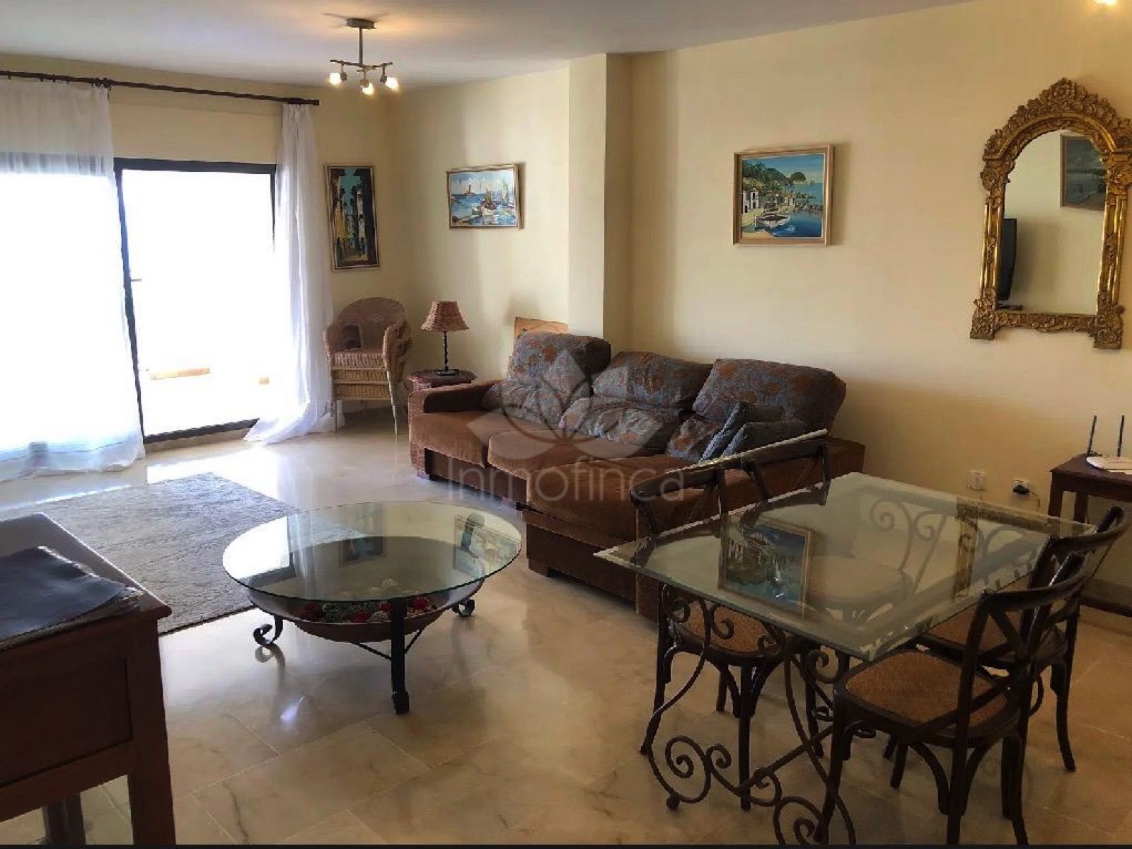 Apartamento en Marina Duquesa, Manilva