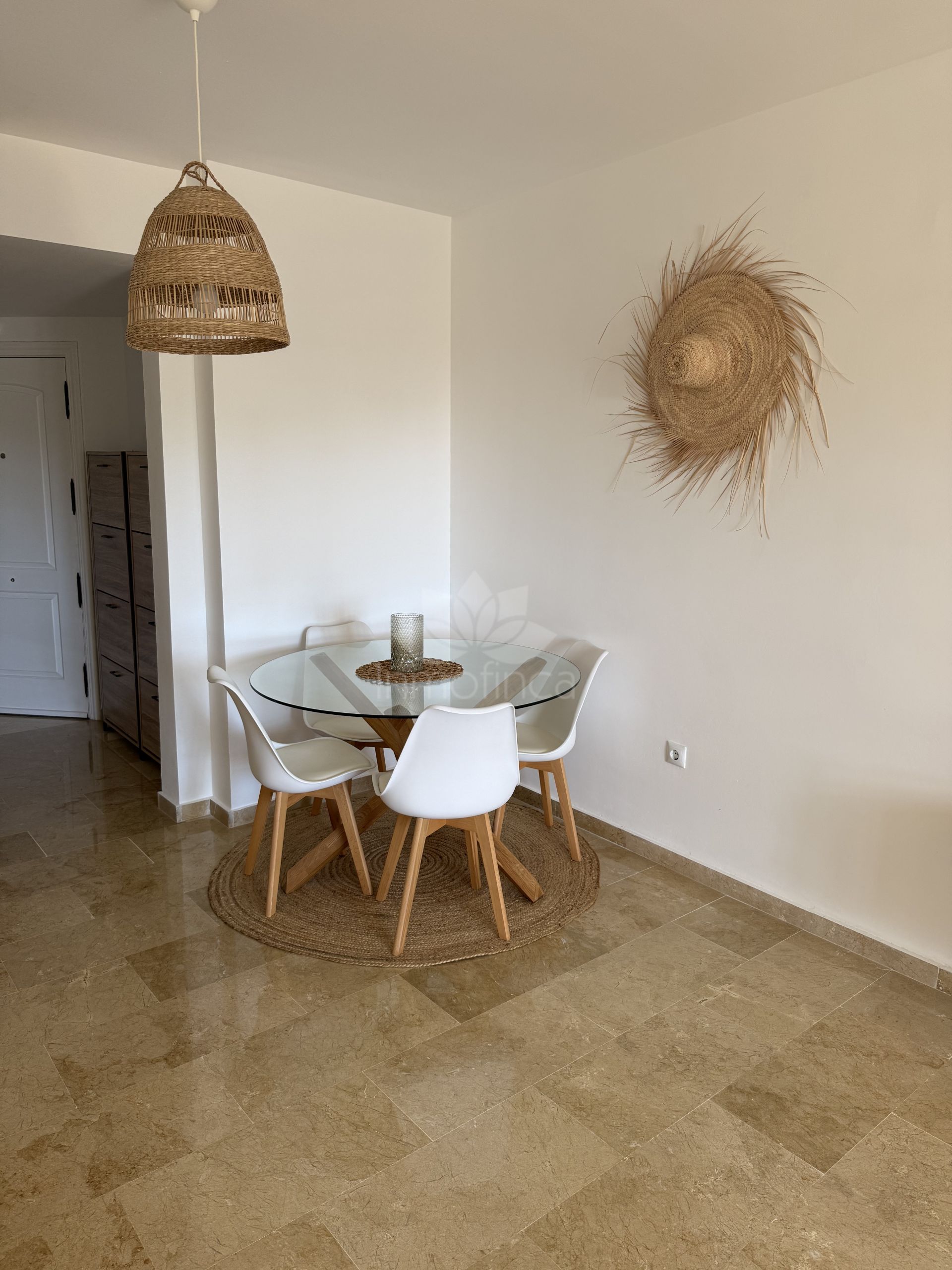 Apartamento en Nueva Atalaya, Estepona