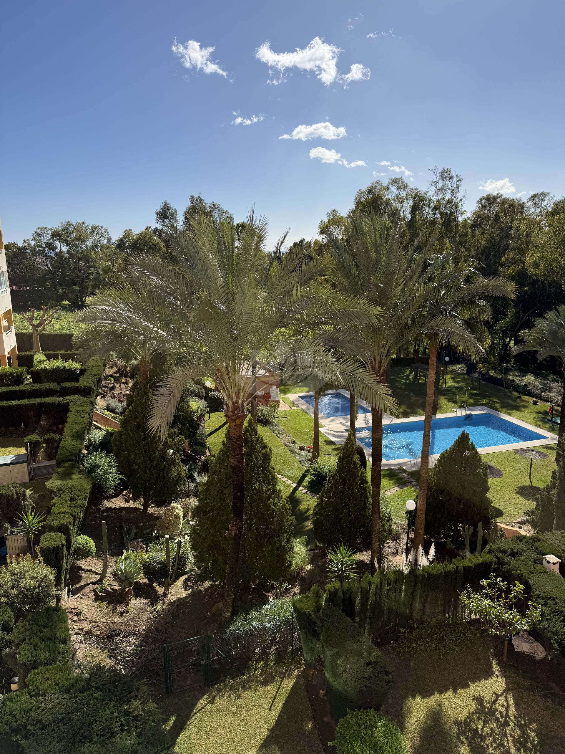 Apartamento en Nueva Atalaya, Estepona