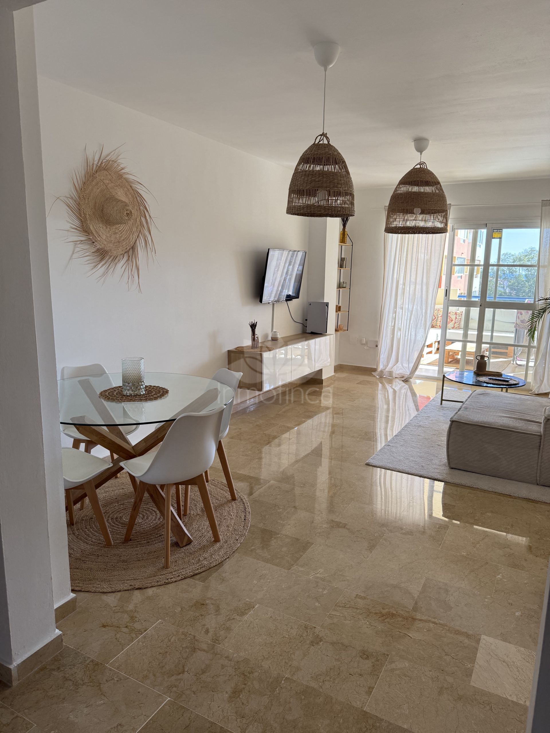 Apartamento en Nueva Atalaya, Estepona