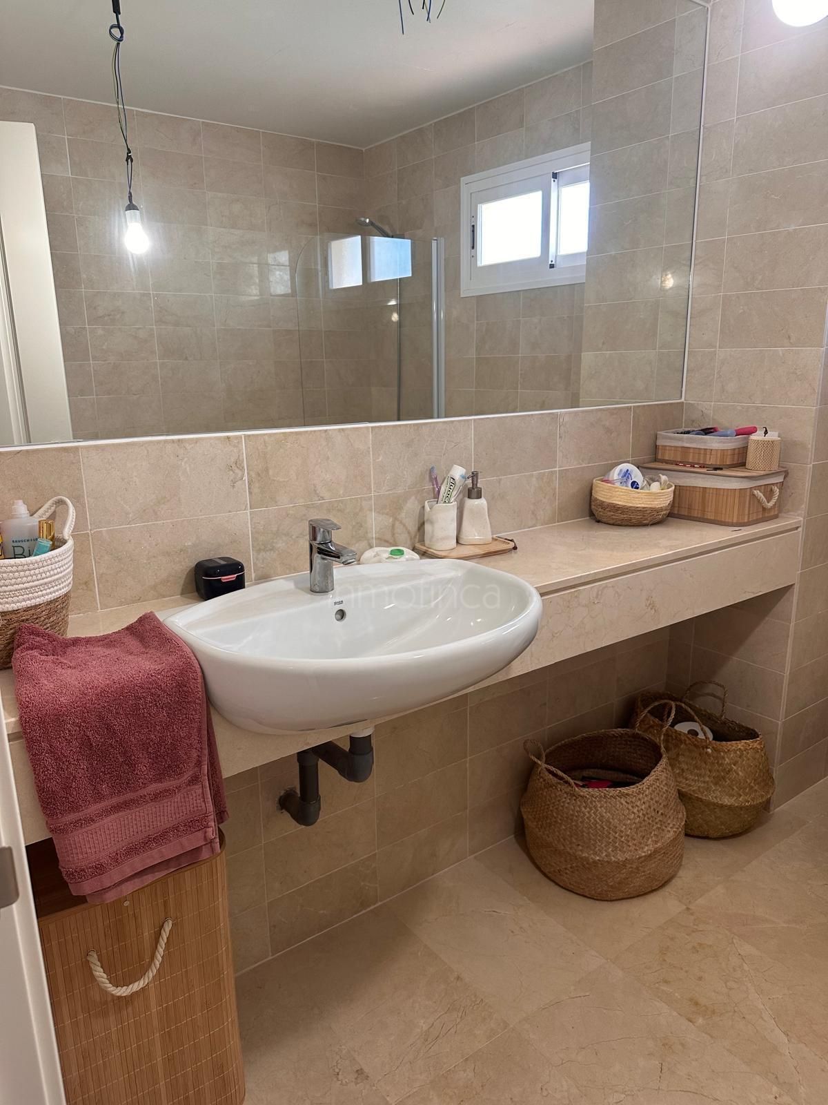 Ground Floor Apartment in La Duquesa, Manilva