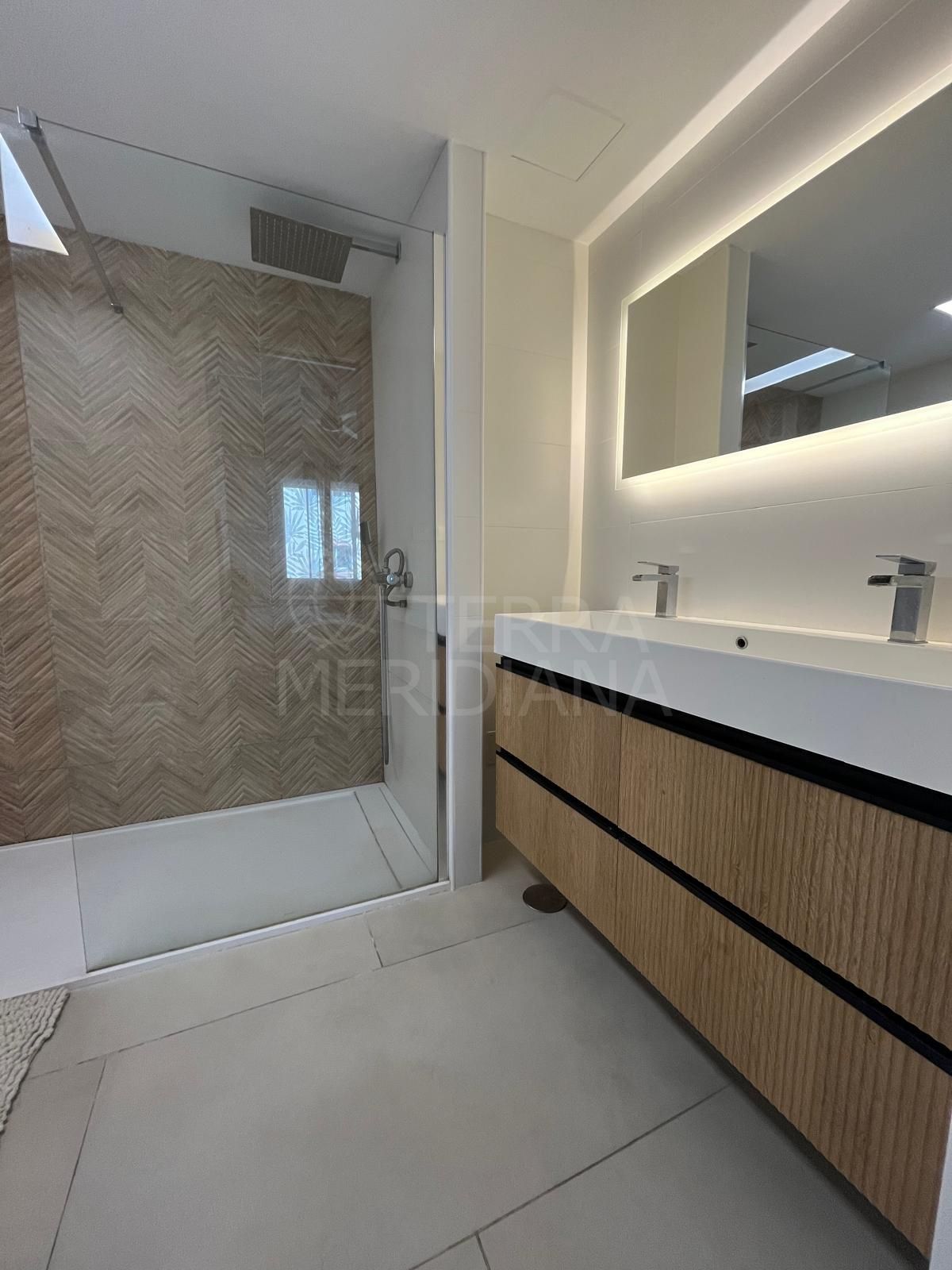 Apartment in Estepona Puerto, Estepona