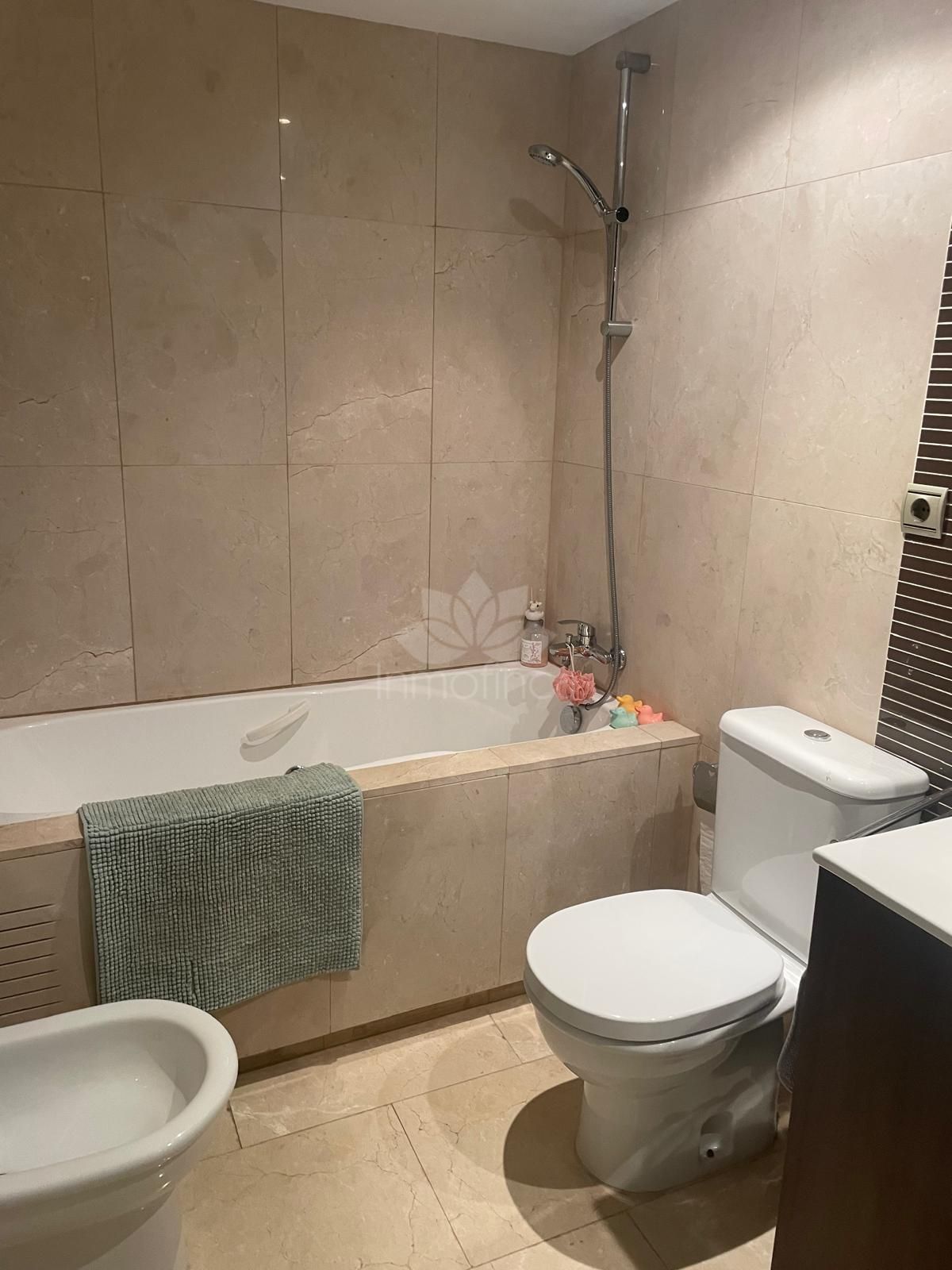 Ground Floor Apartment in Casares Golf, Casares