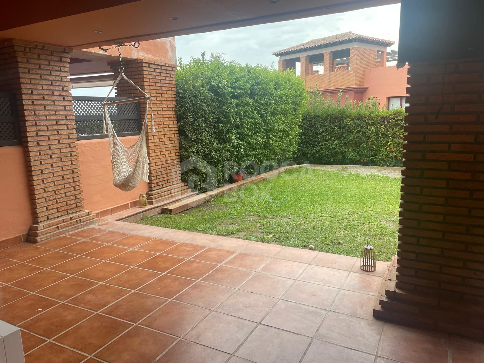 Charming ground floor apartment in Casares Golf