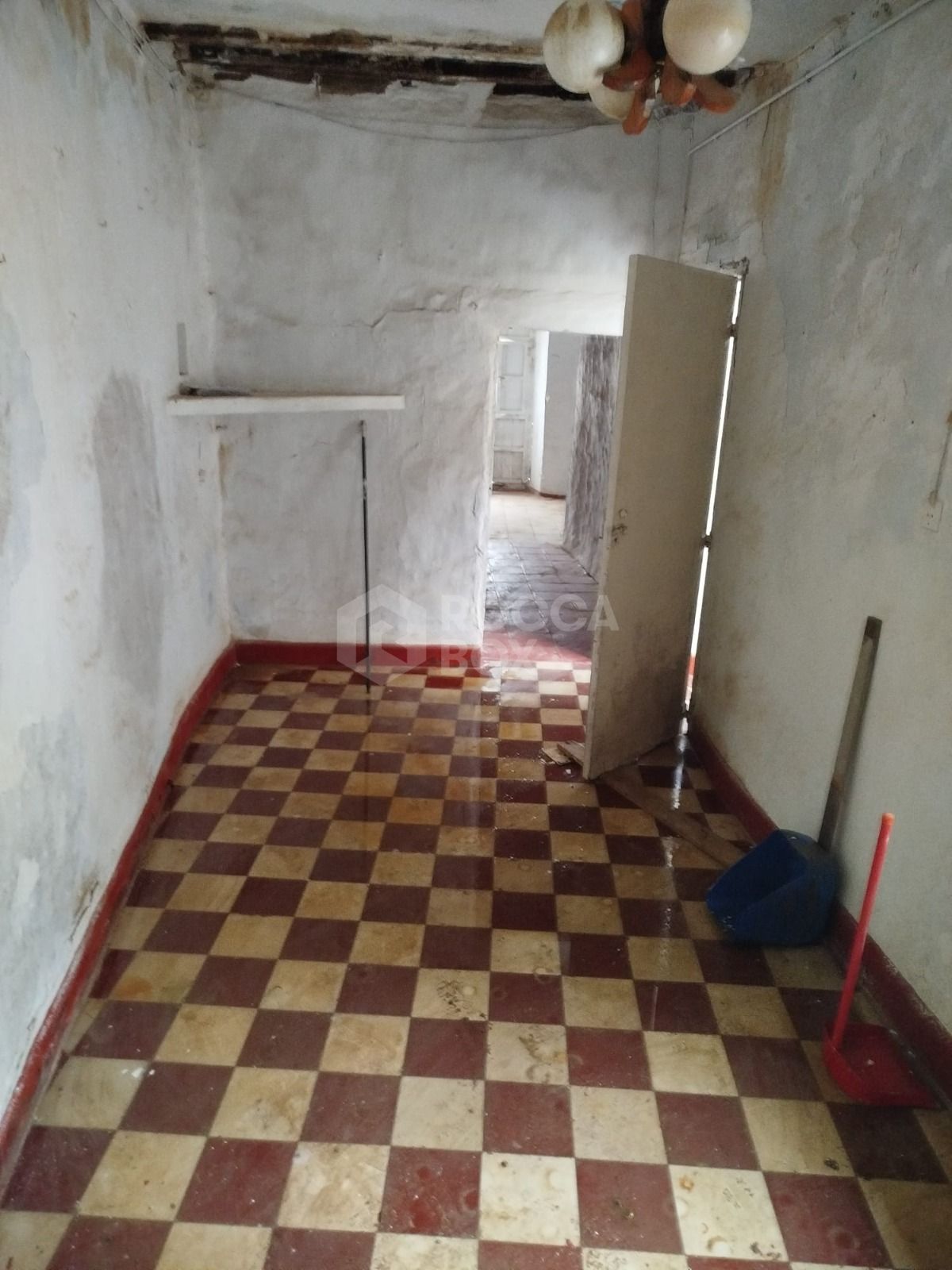 Exciting Reformation Project: Spacious Townhouse in Historic Casares Village