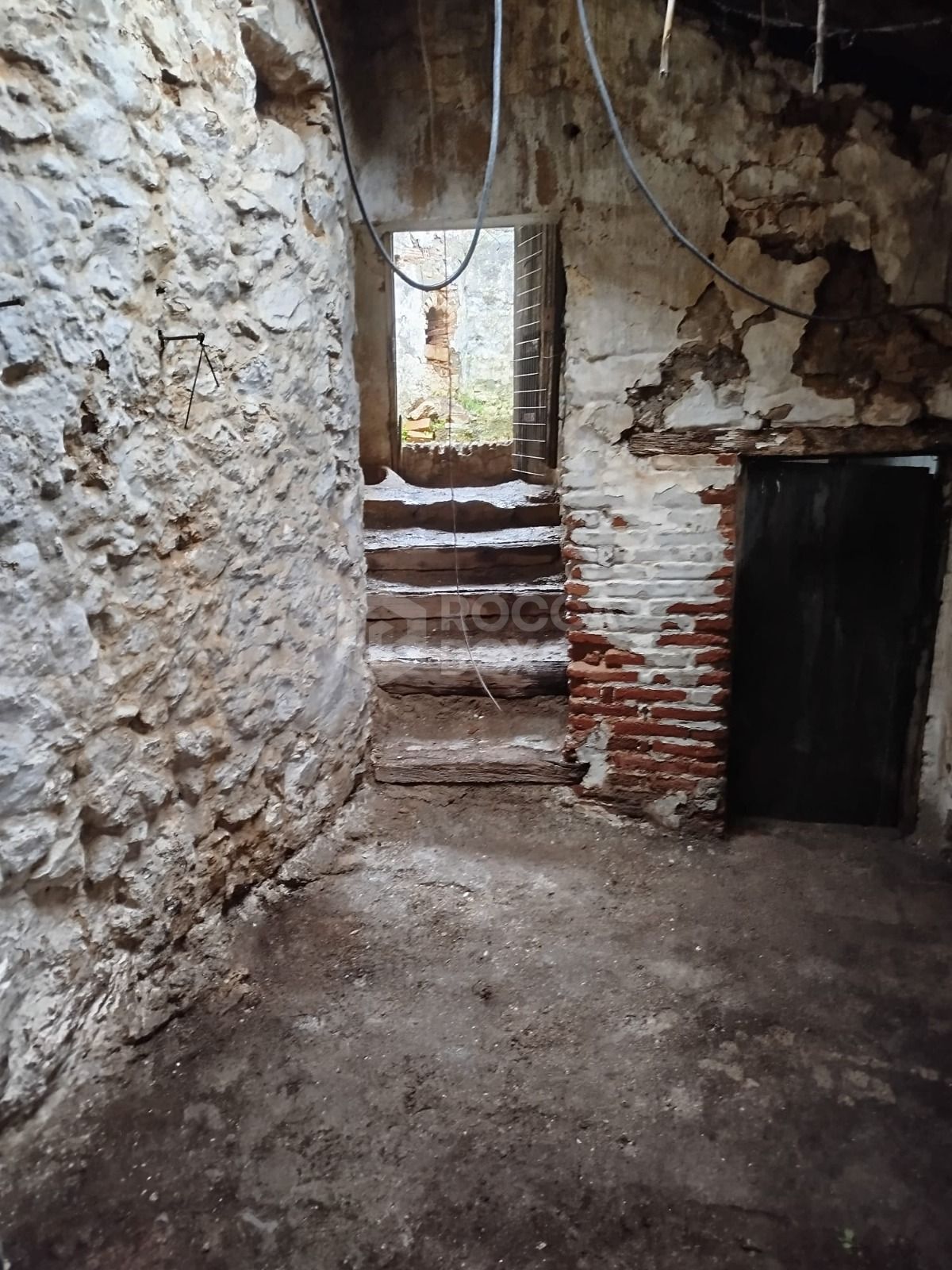 Exciting Reformation Project: Spacious Townhouse in Historic Casares Village