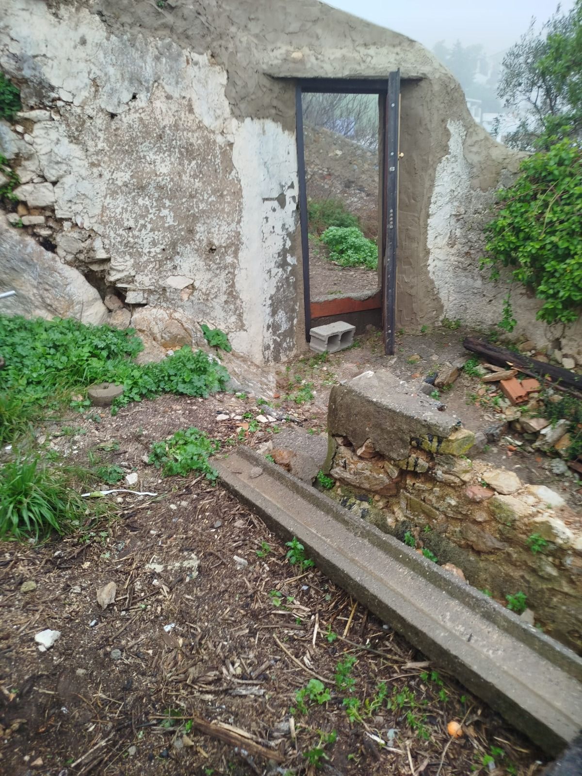 Exciting Reformation Project: Spacious Townhouse in Historic Casares Village