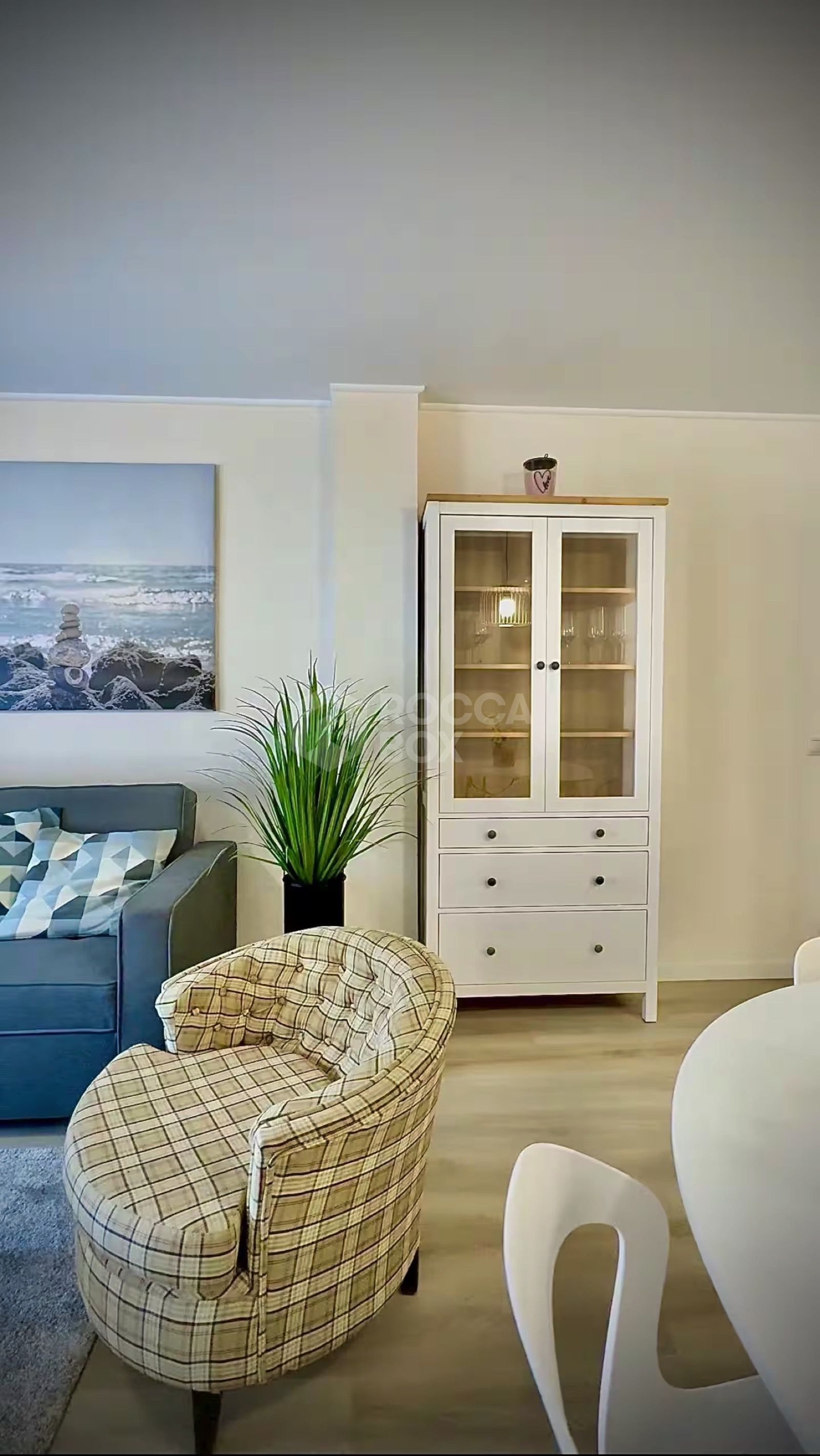 Fully Renovated Beachfront Apartment with Sea Views in Puerto de la Duquesa, Manilva