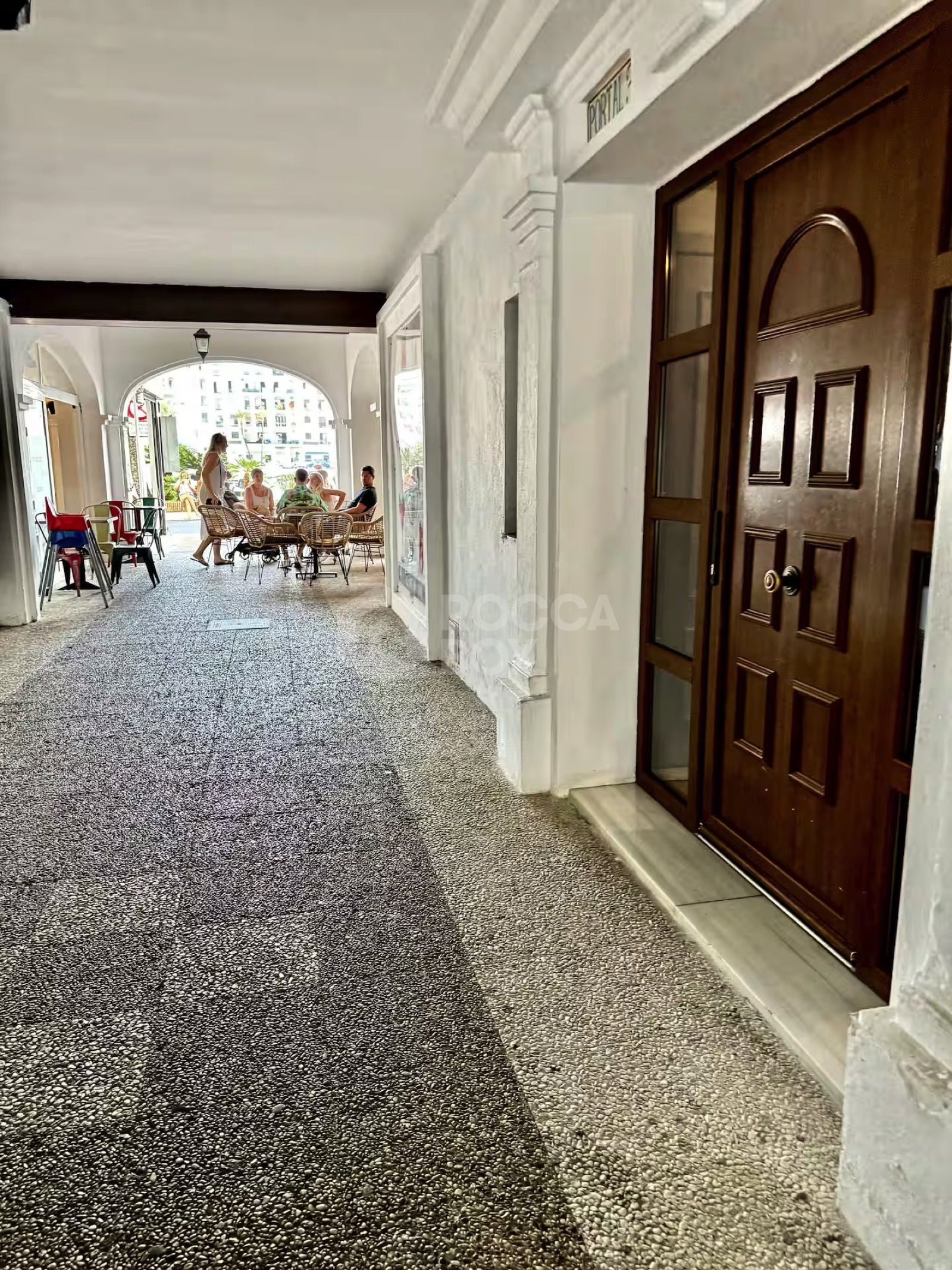 Fully Renovated Beachfront Apartment with Sea Views in Puerto de la Duquesa, Manilva