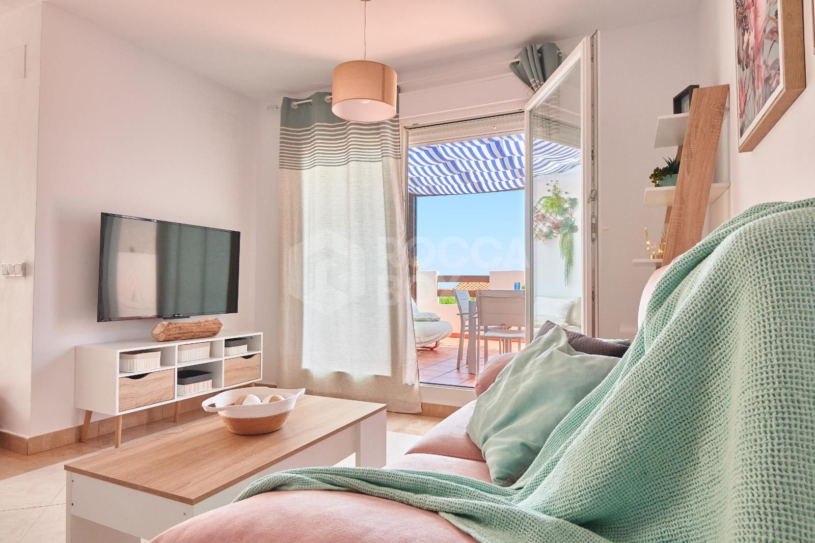 Exclusive Ground-Floor Mezzanine Apartment with Sea Views