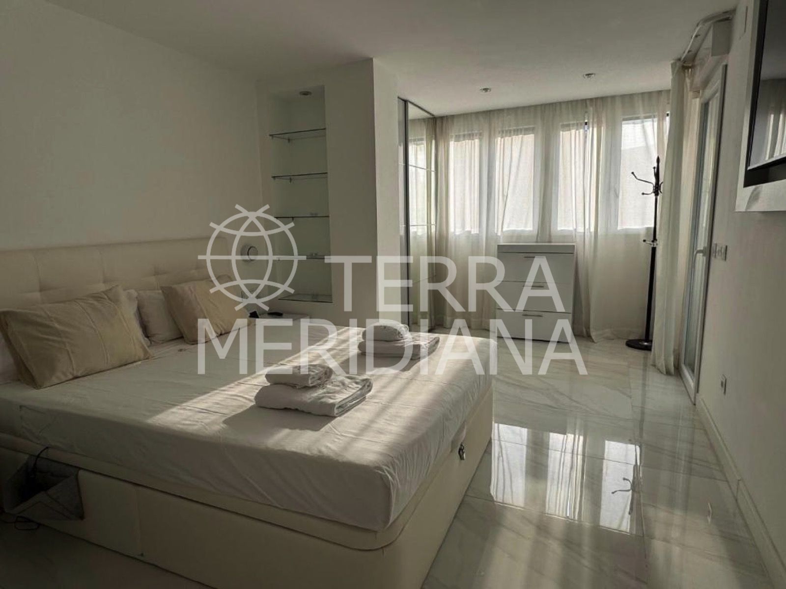 Apartment in Playa Bajadilla - Puertos, Marbella