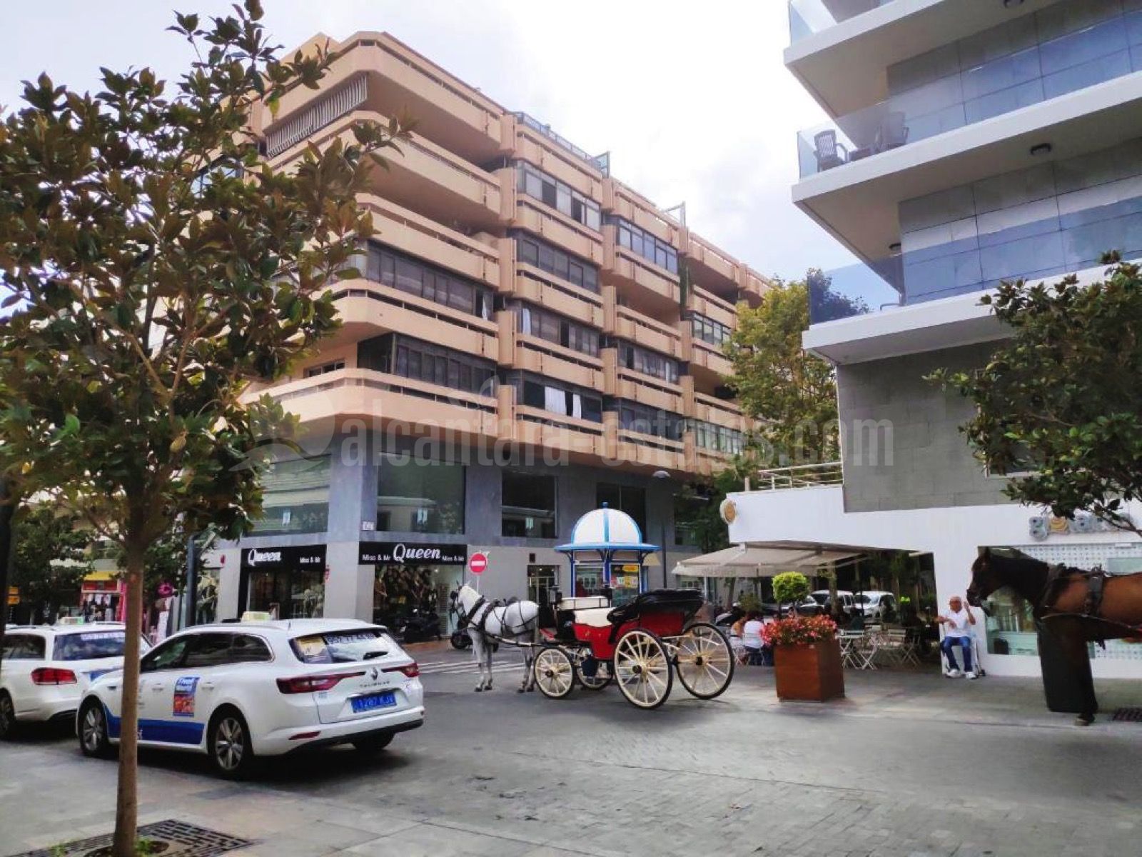 Apartment in Playa Bajadilla - Puertos, Marbella