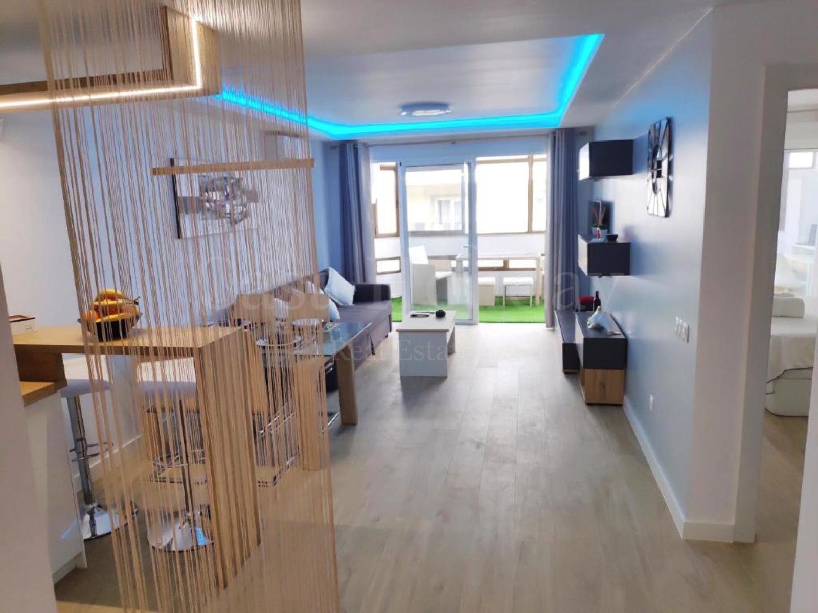 Apartamento en Playa Bajadilla - Puertos, Marbella