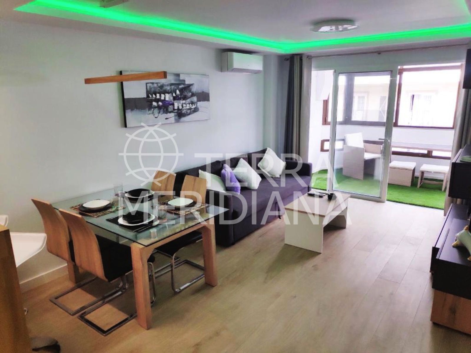 Apartment in Playa Bajadilla - Puertos, Marbella