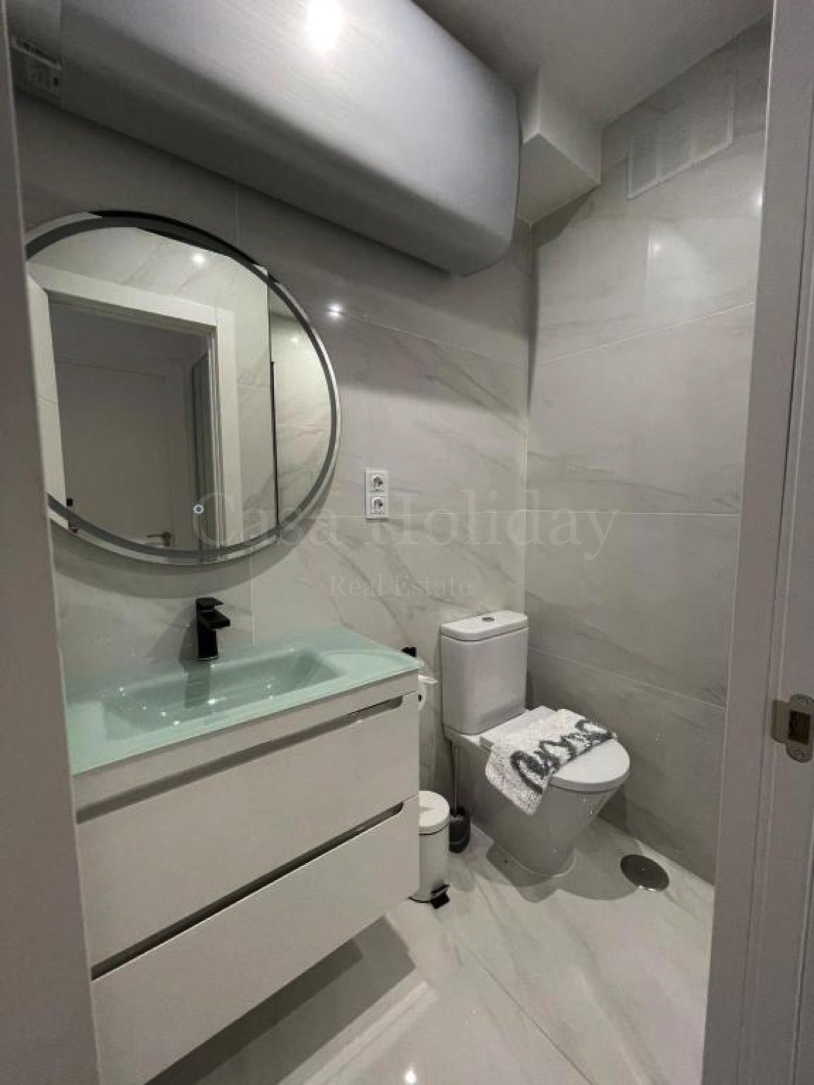 Apartamento en Playa Bajadilla - Puertos, Marbella