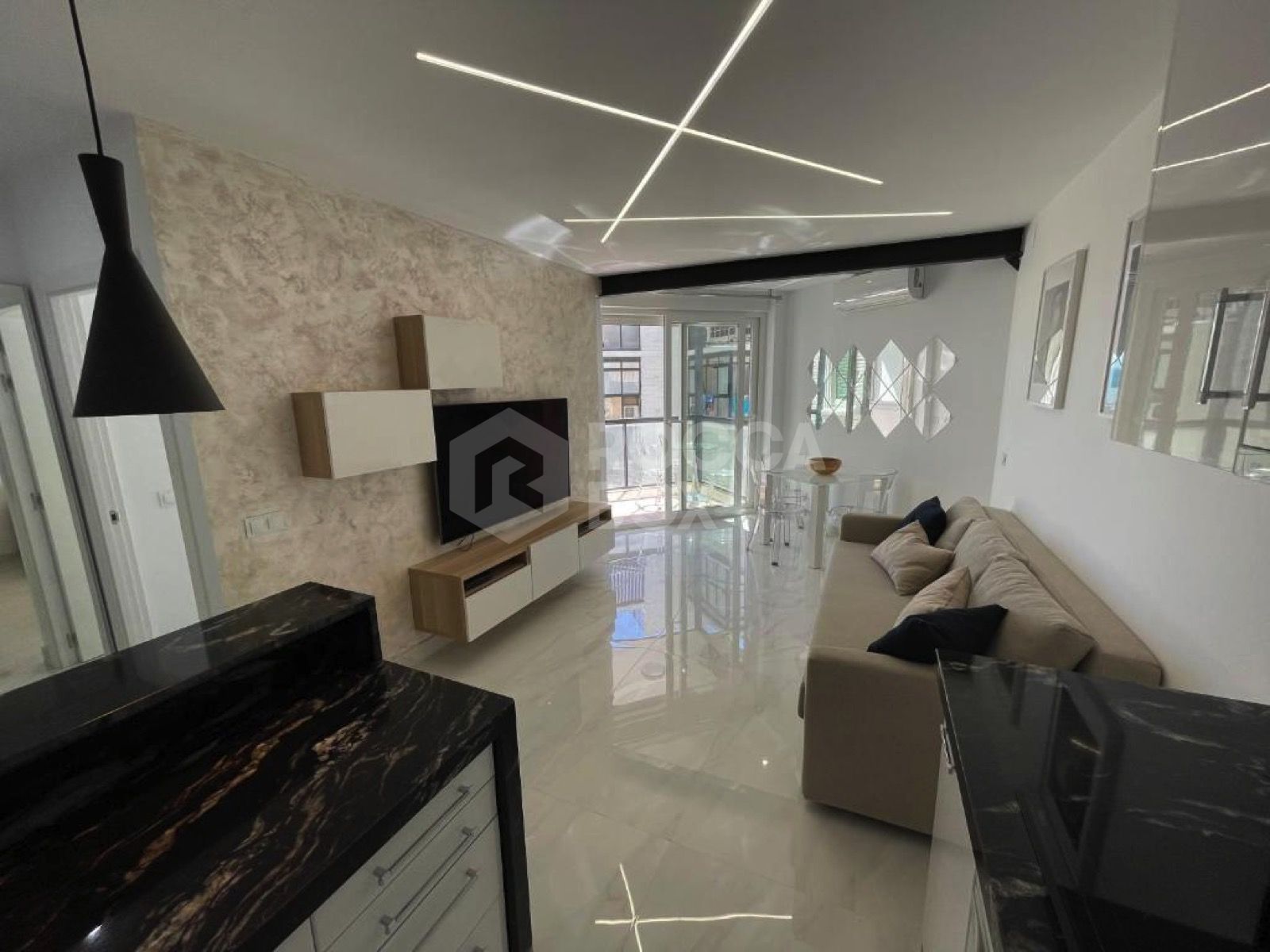 Legally Authorised Tourist Apartment with Community Approval for Title Transfer – Prime Beachfront Investment in Marbella