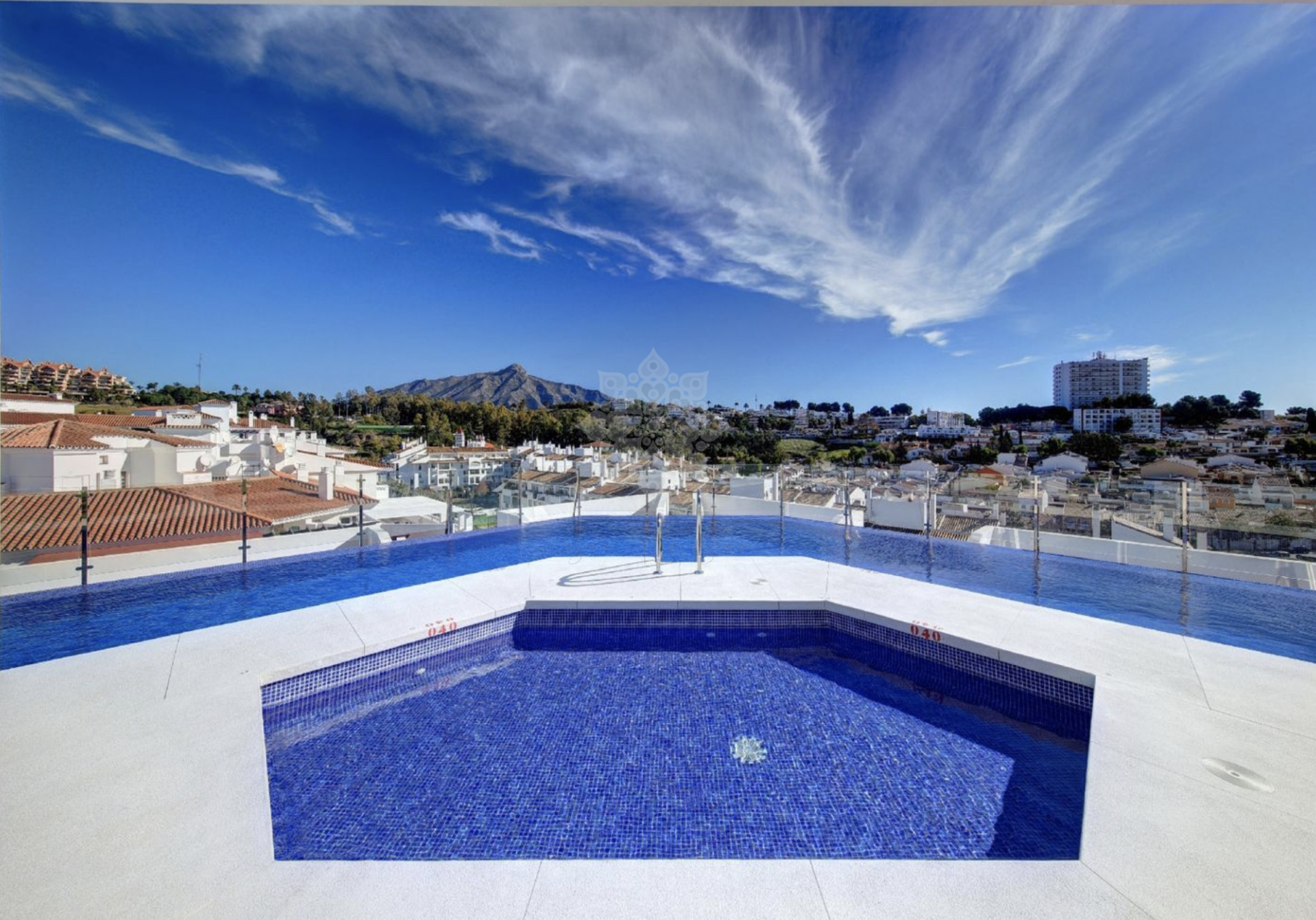 Apartment in Nueva Andalucia, Marbella