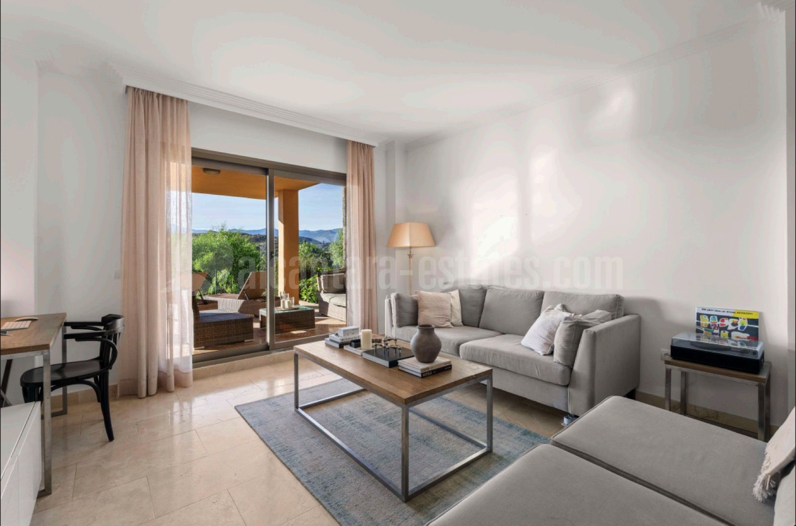 Ground Floor Apartment in Mirador del Paraiso, Benahavis