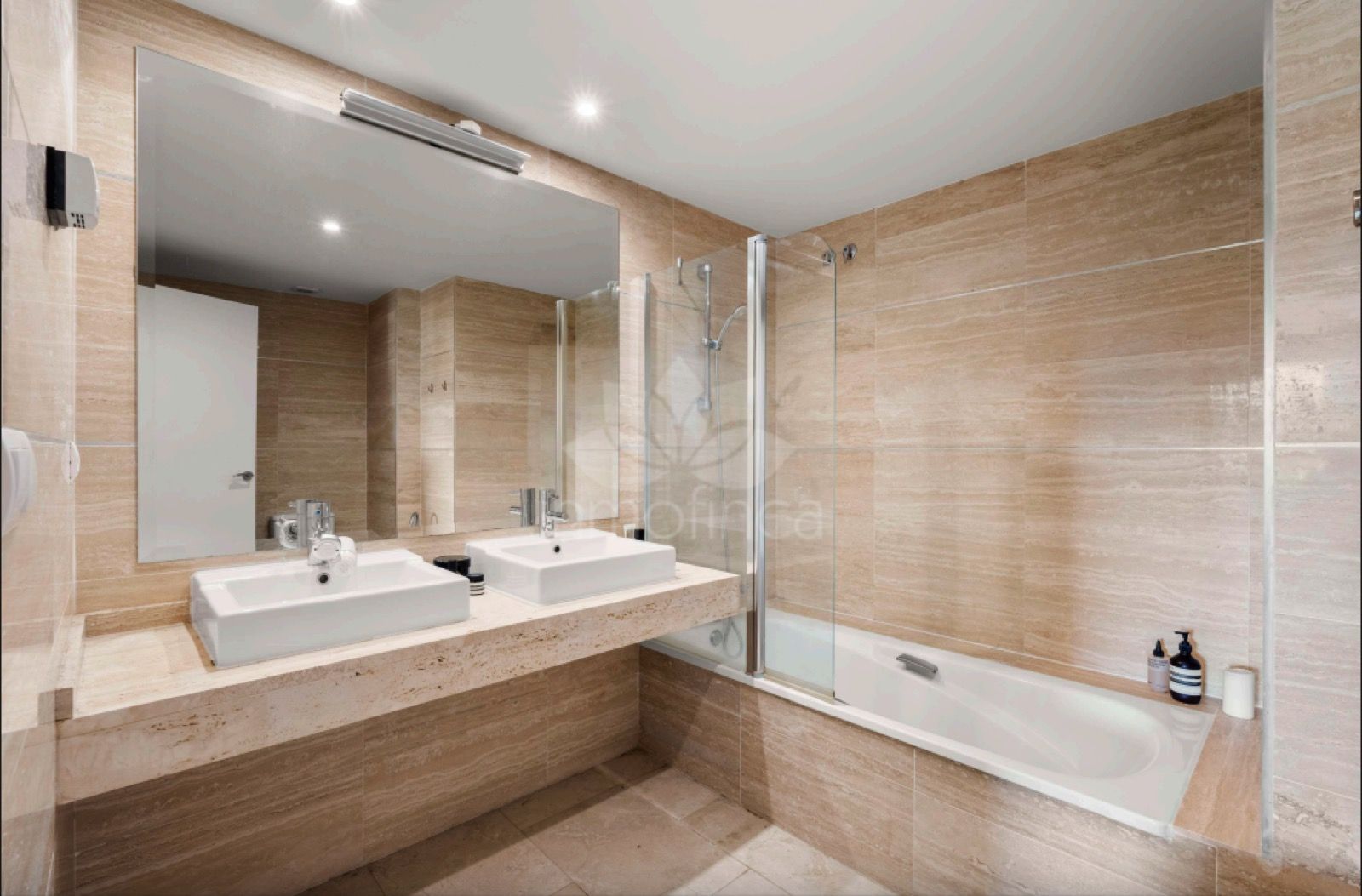 Ground Floor Apartment in Mirador del Paraiso, Benahavis