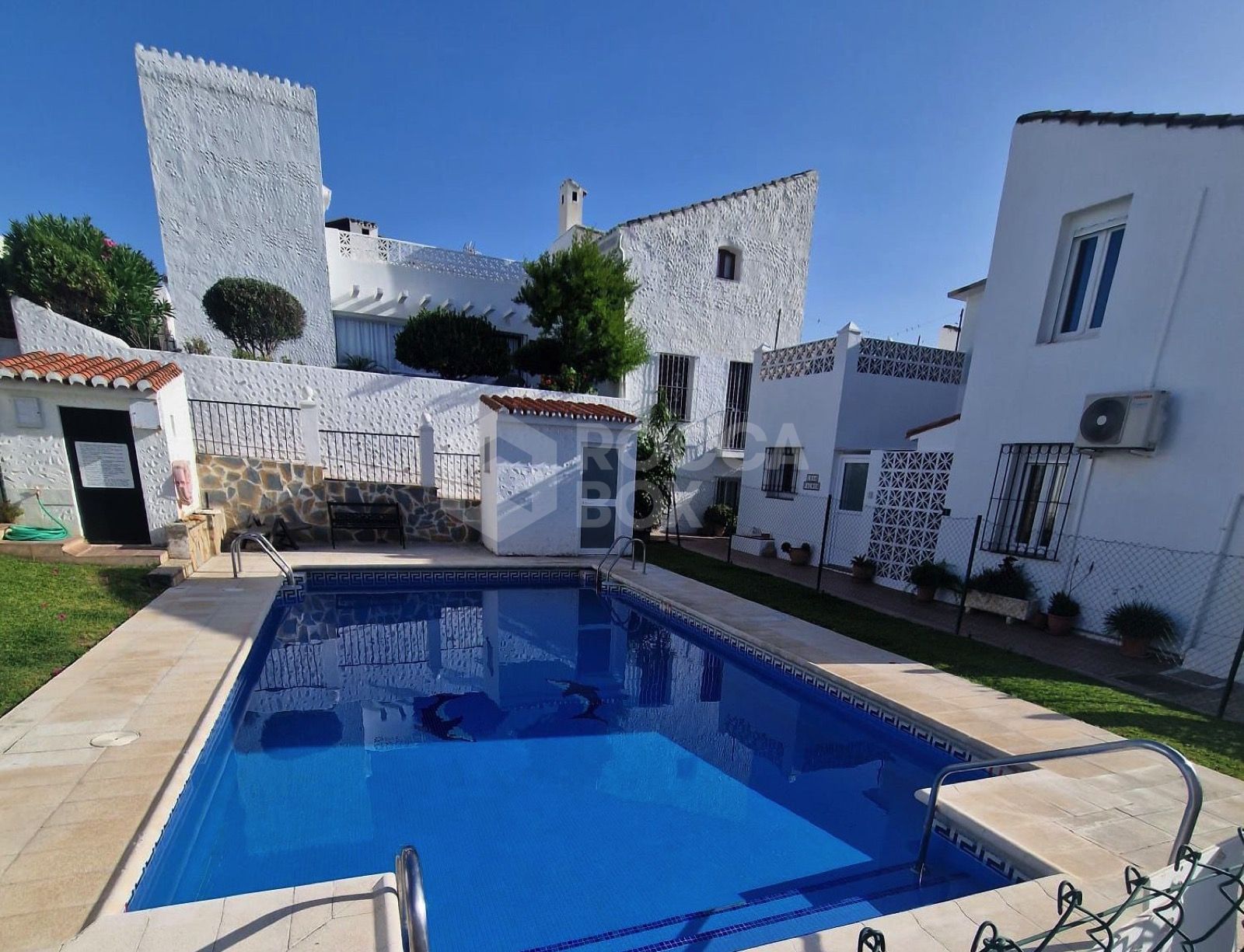 Cosy Furnished Townhouse in Las Lomas